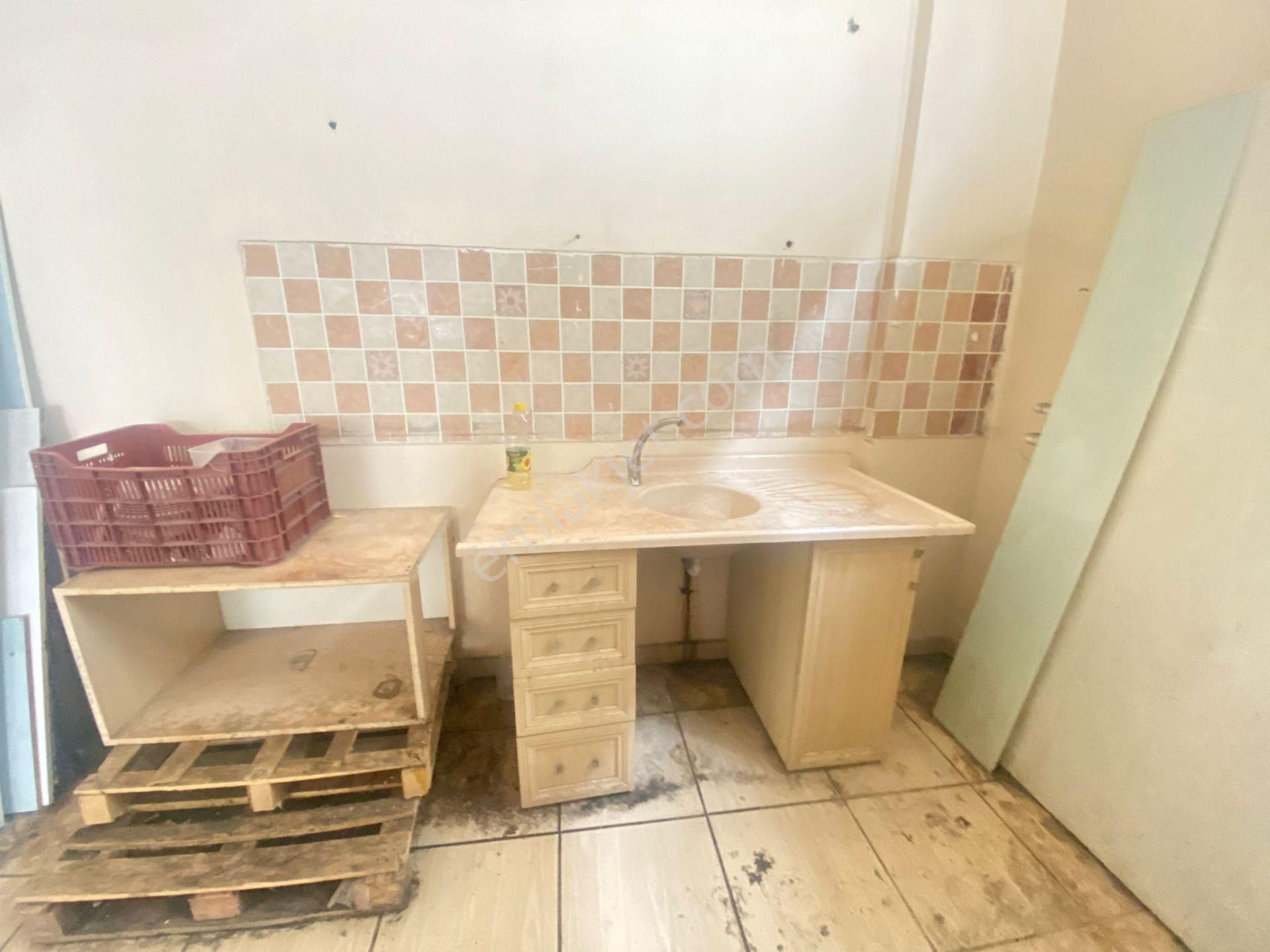 Alsancak Mahallesi Cadde Üzeri 120m2 Satılık Dükkan - Görsel 8