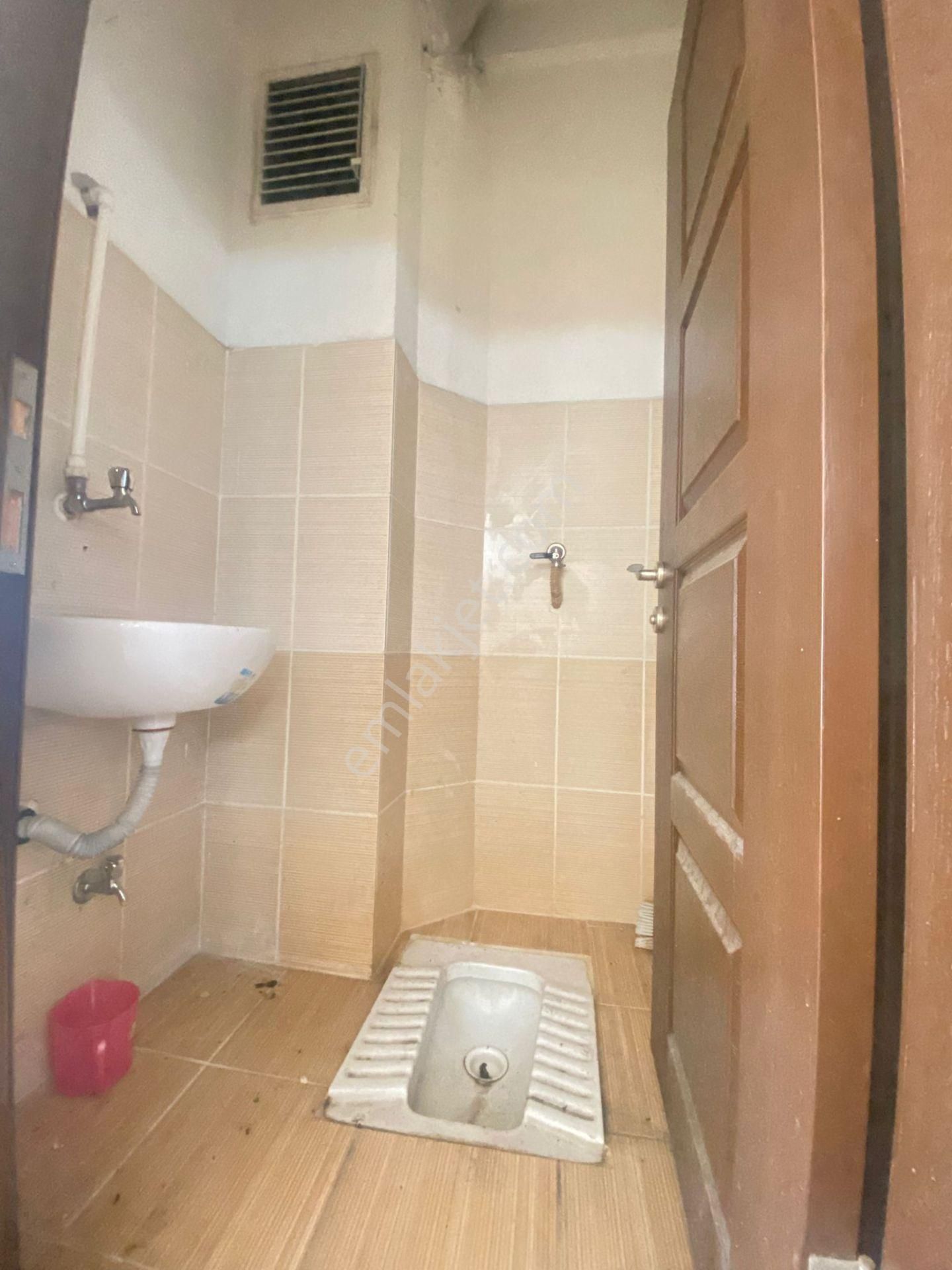 Alsancak Mahallesi Cadde Üzeri 120m2 Satılık Dükkan - Görsel 6