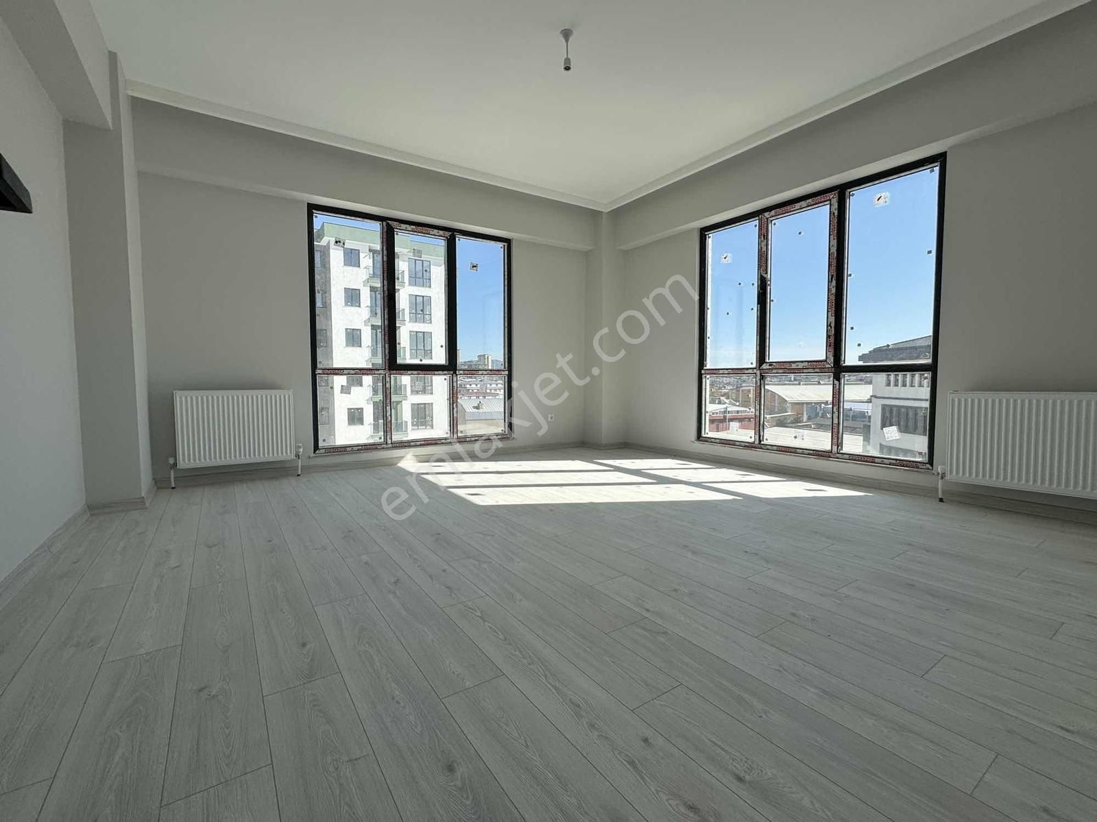 Yenidoğan Cadde Üzeri Sitede 95 M2 Kiralık Sıfır 2+1 Daire - Görsel 4