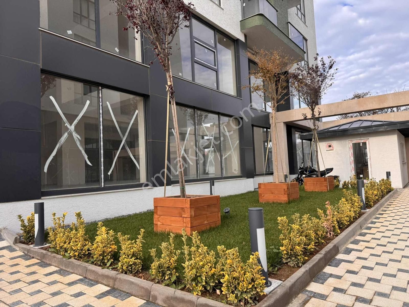 Yenidoğan Cadde Üzeri Sitede 95 M2 Kiralık Sıfır 2+1 Daire - Görsel 20