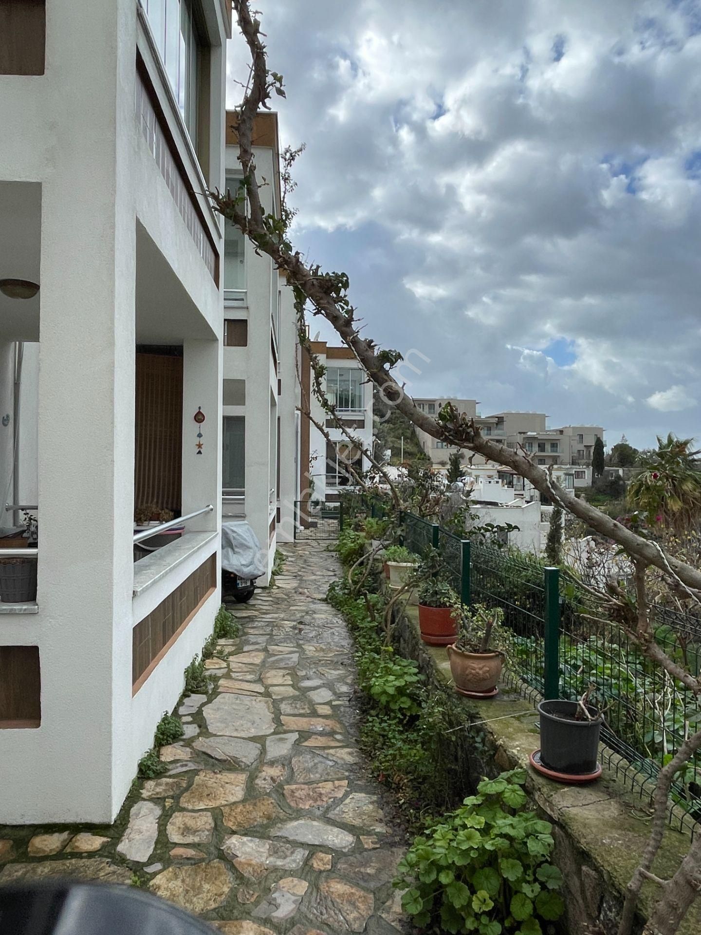 Turgutreis Karabağ'da Kesintisiz Deniz Ve Adalar Manzaralı 2+1 Ebeveyn Banyolu - Görsel 4