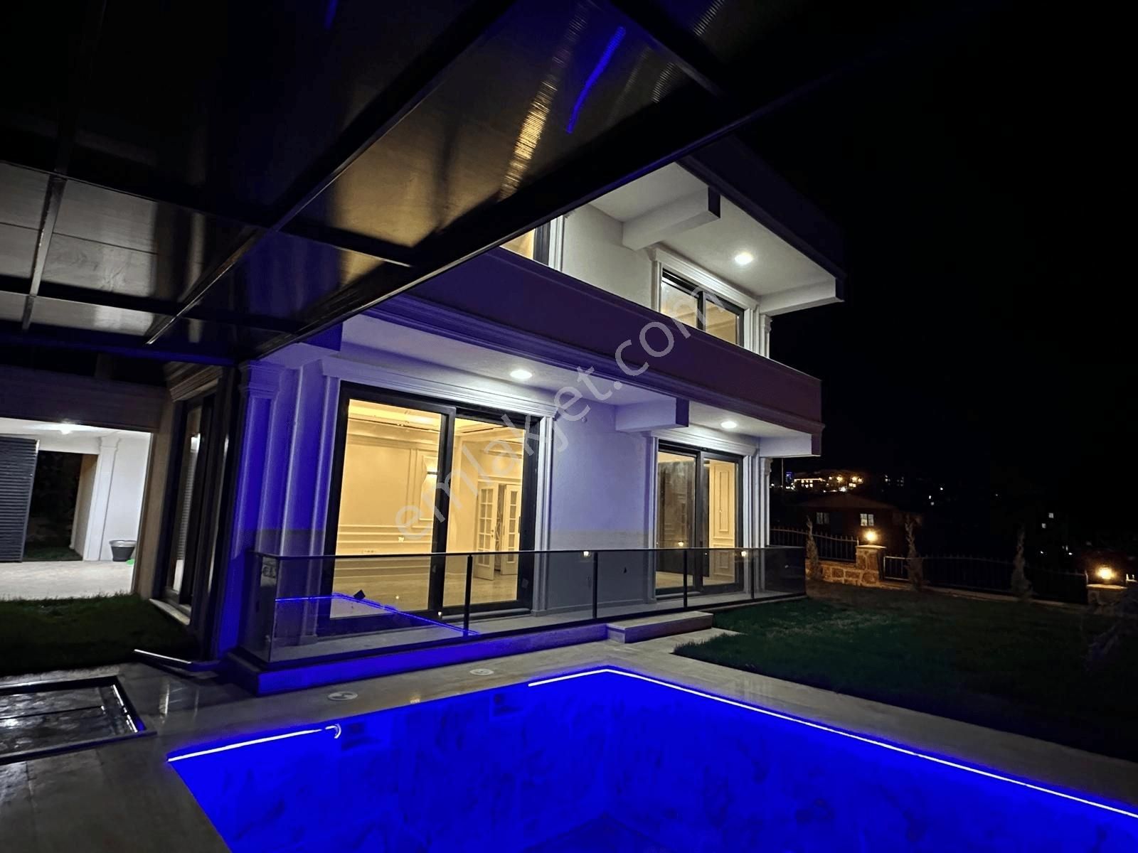 Asies Başiskele Havuzlu Asansörlü Müstakil 6+2 Satılık Tripleks. - Görsel 3