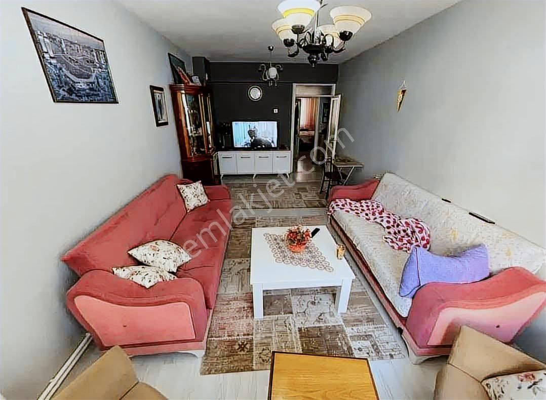 Özmert Gayrimenkul' Den Yeşilyurt Merkez Cami Yakını 3+1 Daire - Görsel 3