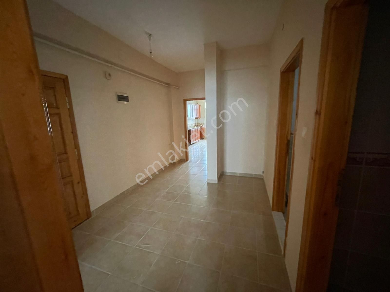 Trabzon Gayrimenkul'den Konaklar 3+1 Kiralık Daire - Görsel 4