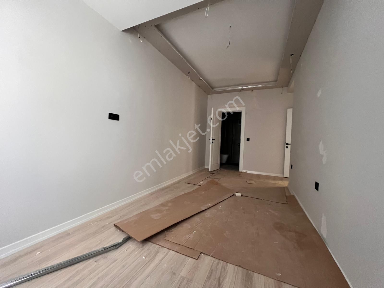 Altıntepe'de Cadde Üzeri Prestijli Yapıda 3+1 Daire - Görsel 34