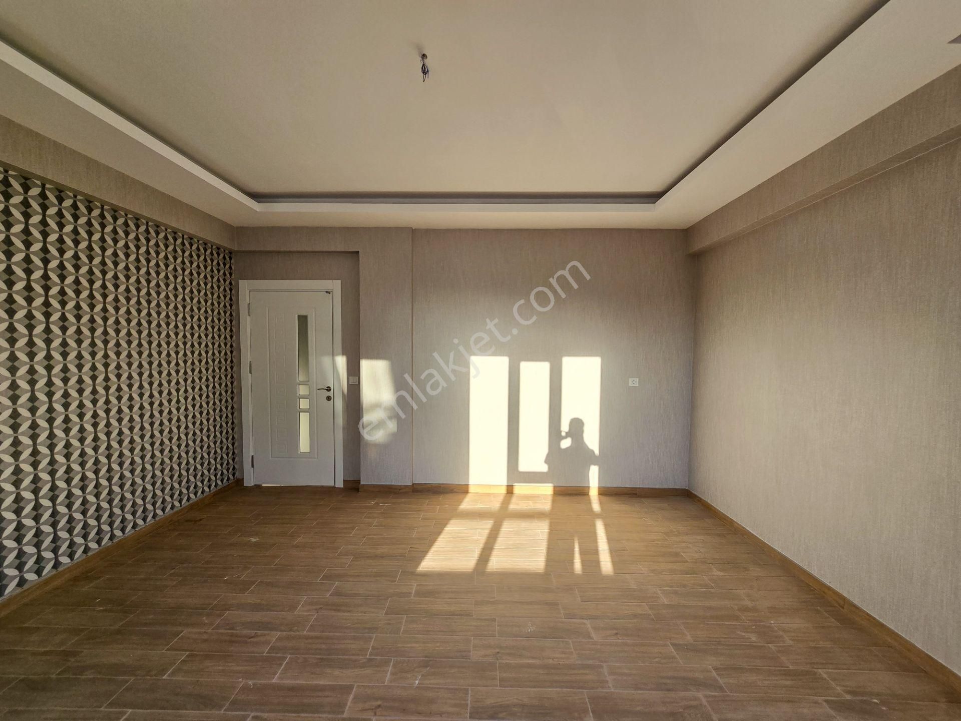 Anadolu Caddesi'ne Ve Gençosman Caddesi'ne Oldukça Yakın 3+1 160m2 Arakat Sıfır Daire - Görsel 24