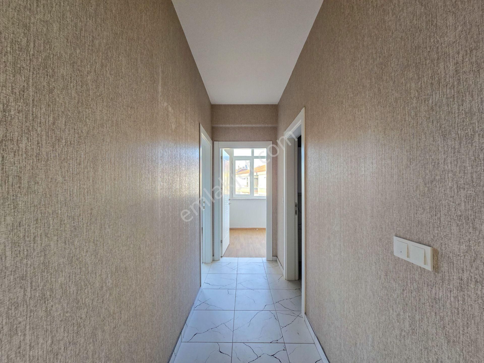 Anadolu Caddesi'ne Ve Gençosman Caddesi'ne Oldukça Yakın 3+1 160m2 Arakat Sıfır Daire - Görsel 35