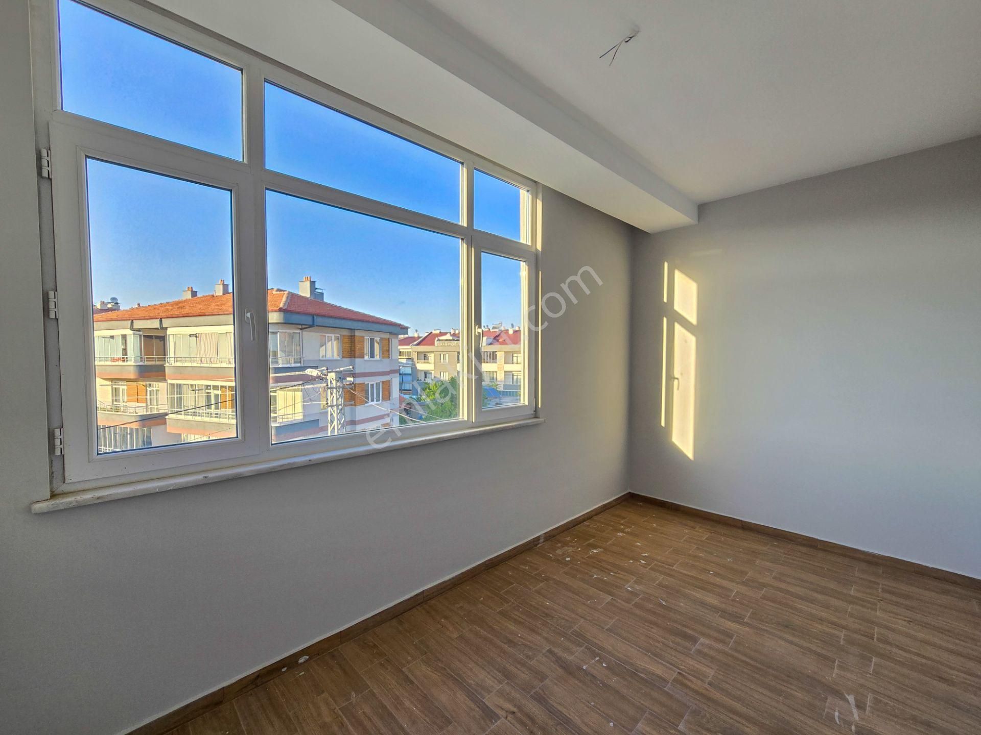 Anadolu Caddesi'ne Ve Gençosman Caddesi'ne Oldukça Yakın 3+1 160m2 Arakat Sıfır Daire - Görsel 41