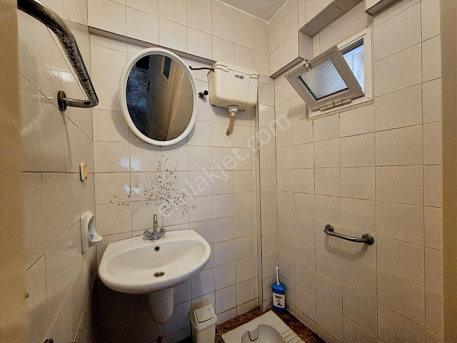 Denize Sıfır Sitede Ferah Konumda Fırsaat Yazlık - Görsel 2