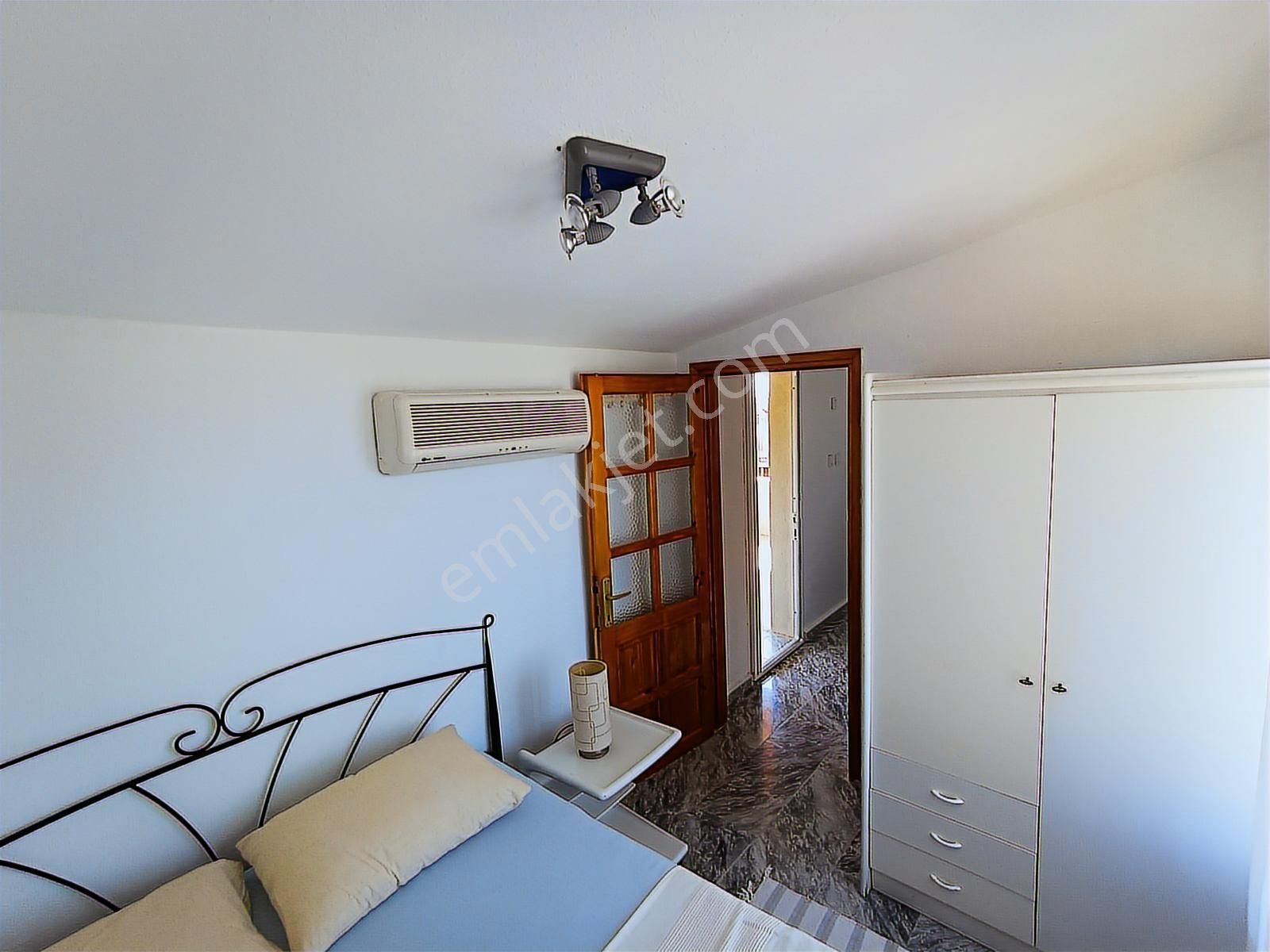 Davutlar Sahil Sit. Denize Yürüme Mesafesinde Satılık Yazlık Ev - Görsel 14