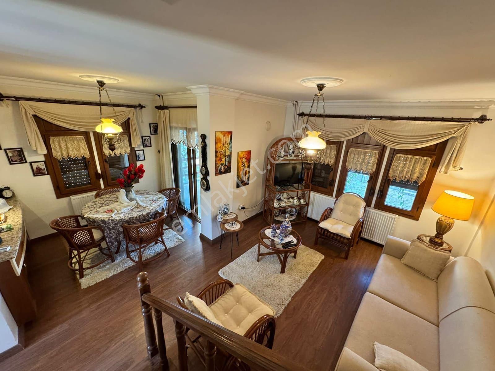 Havuzlu Site İçerisi Vila - Görsel 6