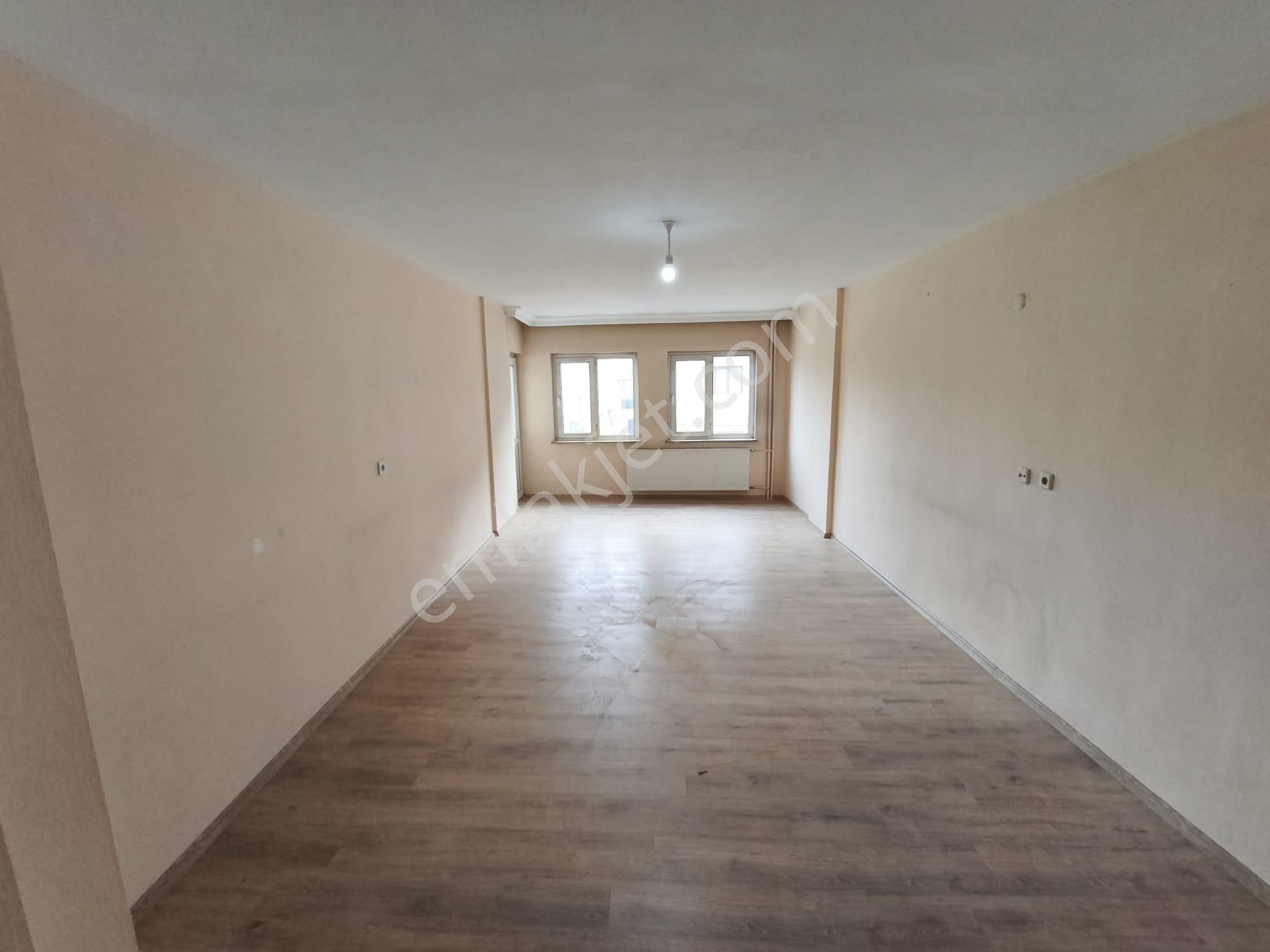 Değirmenönünde Depozitosuz 3+1 160 Metrekare Kiralık Daire - Görsel 9