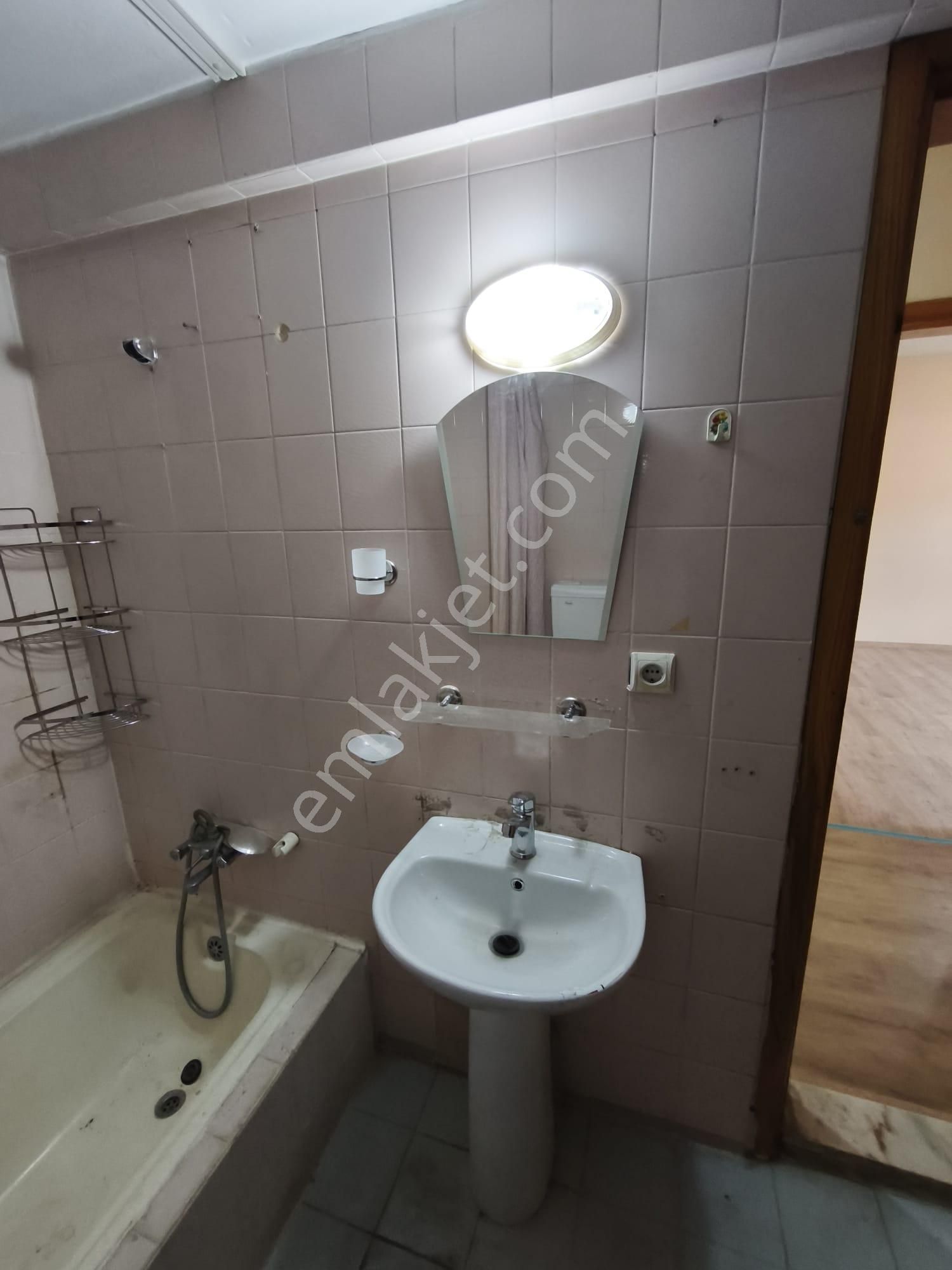 Değirmenönünde Depozitosuz 3+1 160 Metrekare Kiralık Daire - Görsel 16