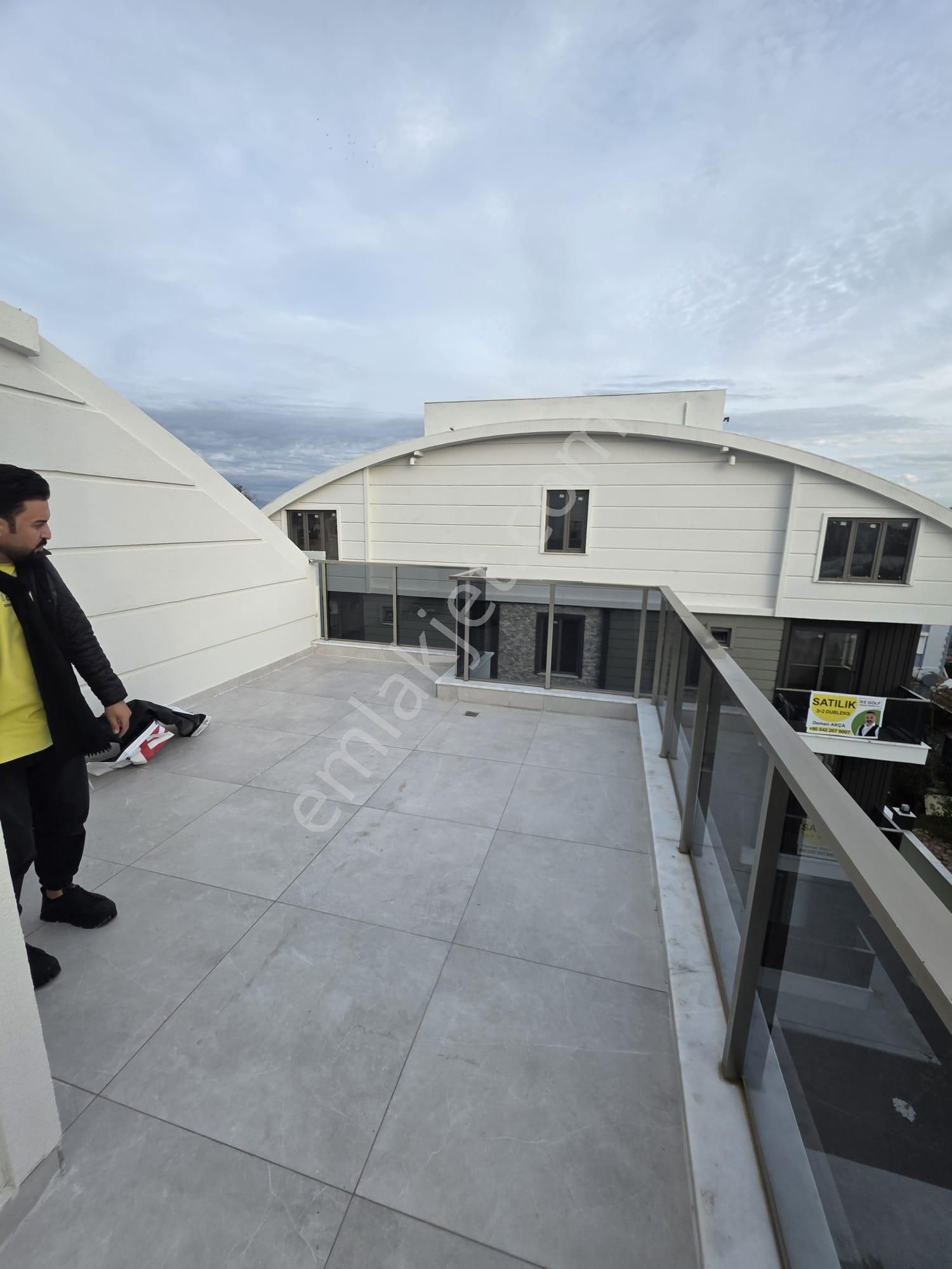 Site İçi Lüx Eşyasız Daire - Görsel 4