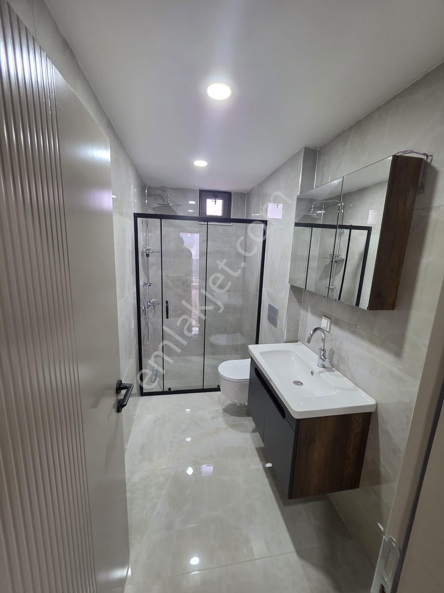 Site İçi Lüx Eşyasız Daire - Görsel 10