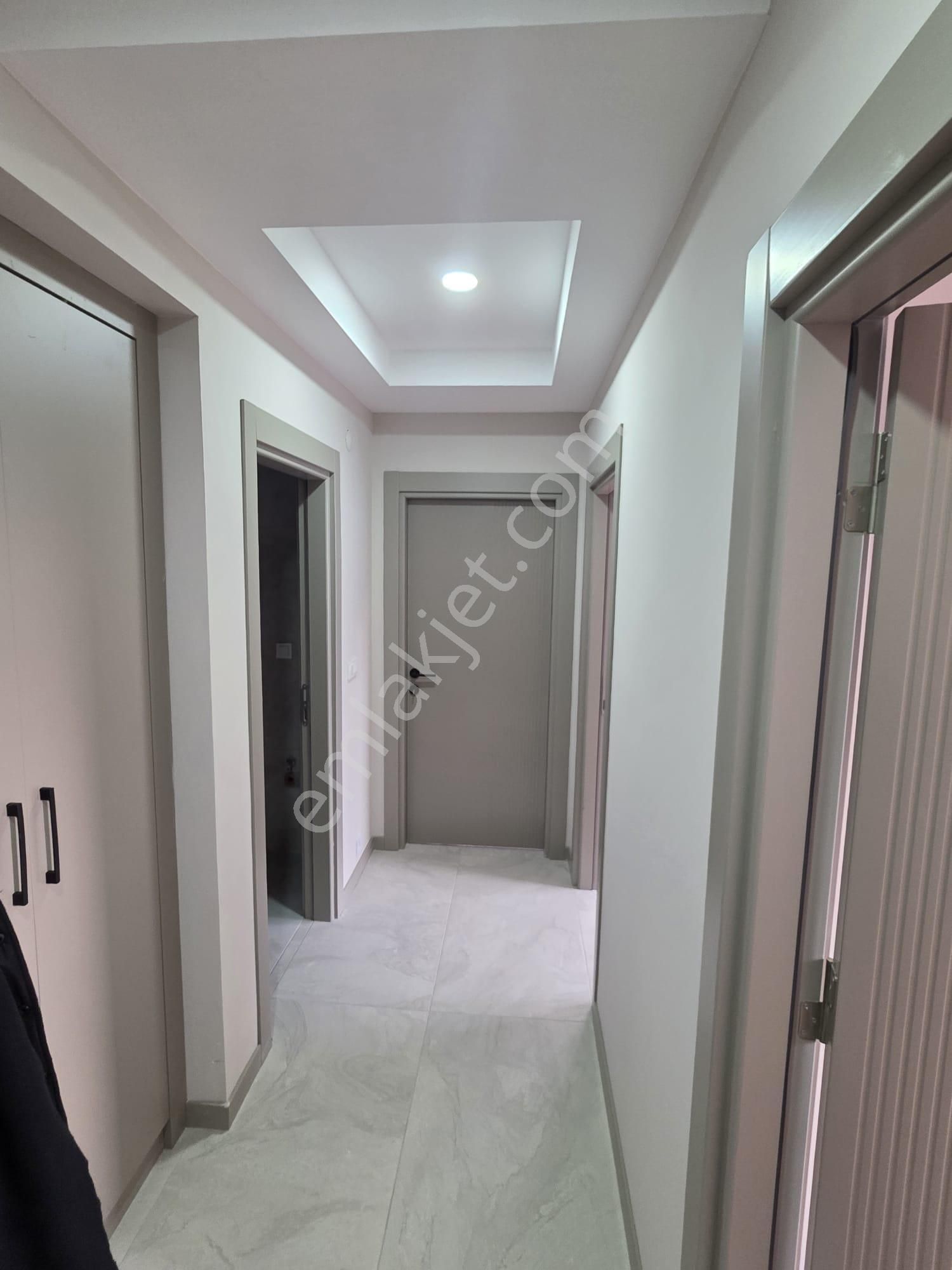 Site İçi Lüx Eşyasız Daire - Görsel 27