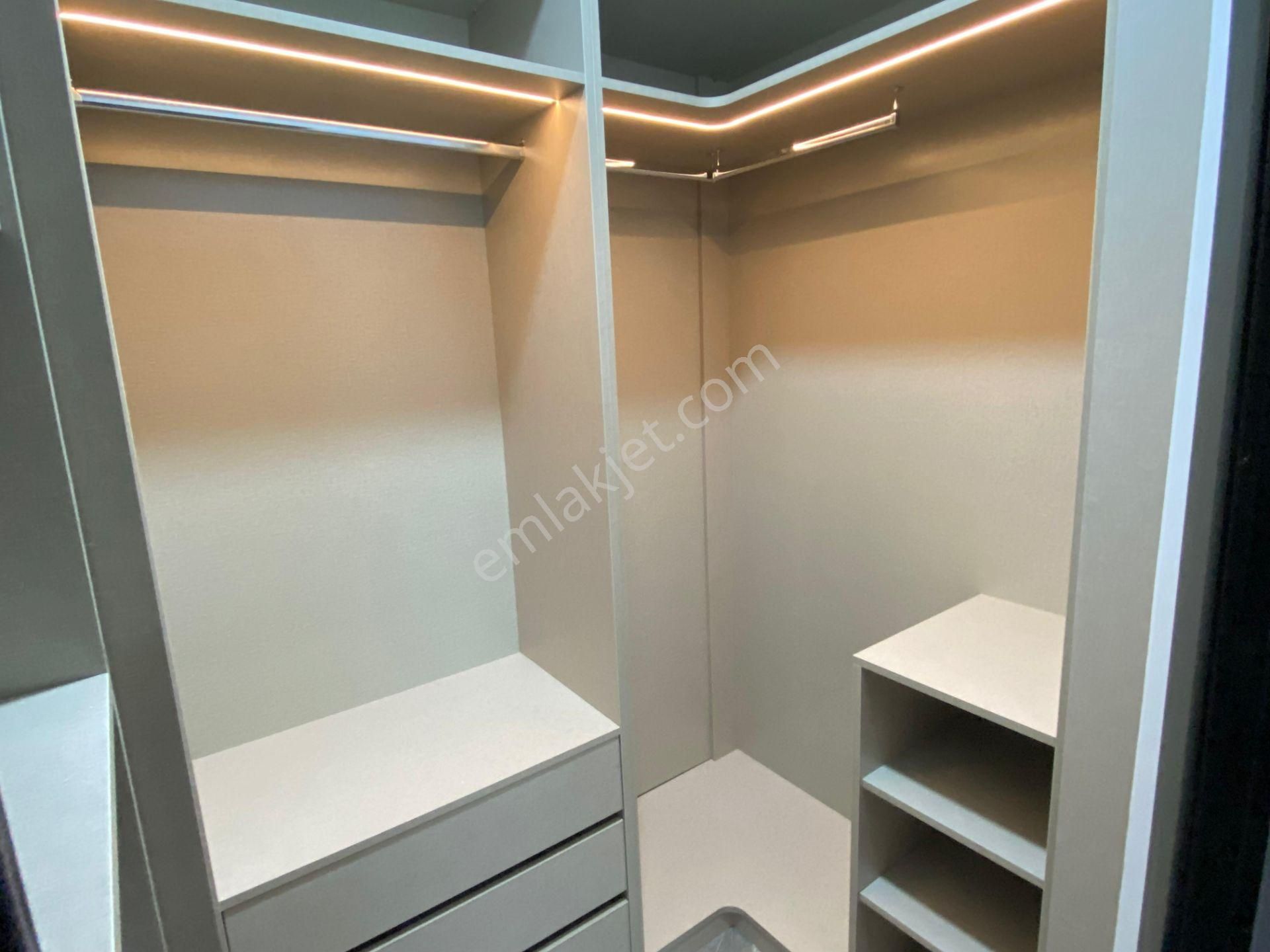 Avenır Neva’da 3.5+1 | Cam Oda & Ada Mutfaklı Satılık Daire - Görsel 13