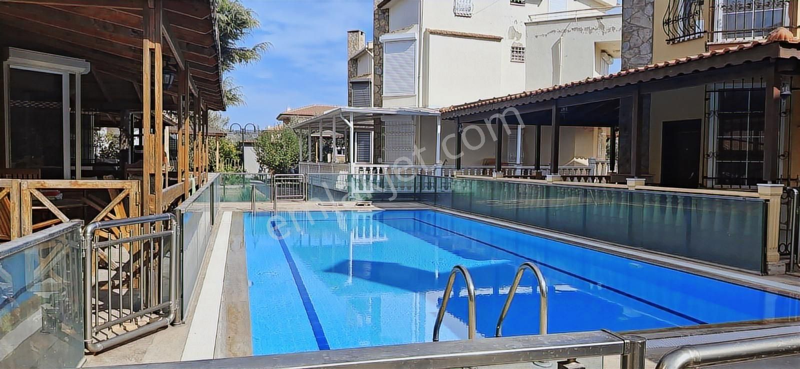 Kuşadası Davutlar Da Sahile 500m Uzakta Süper Villa - Görsel 7