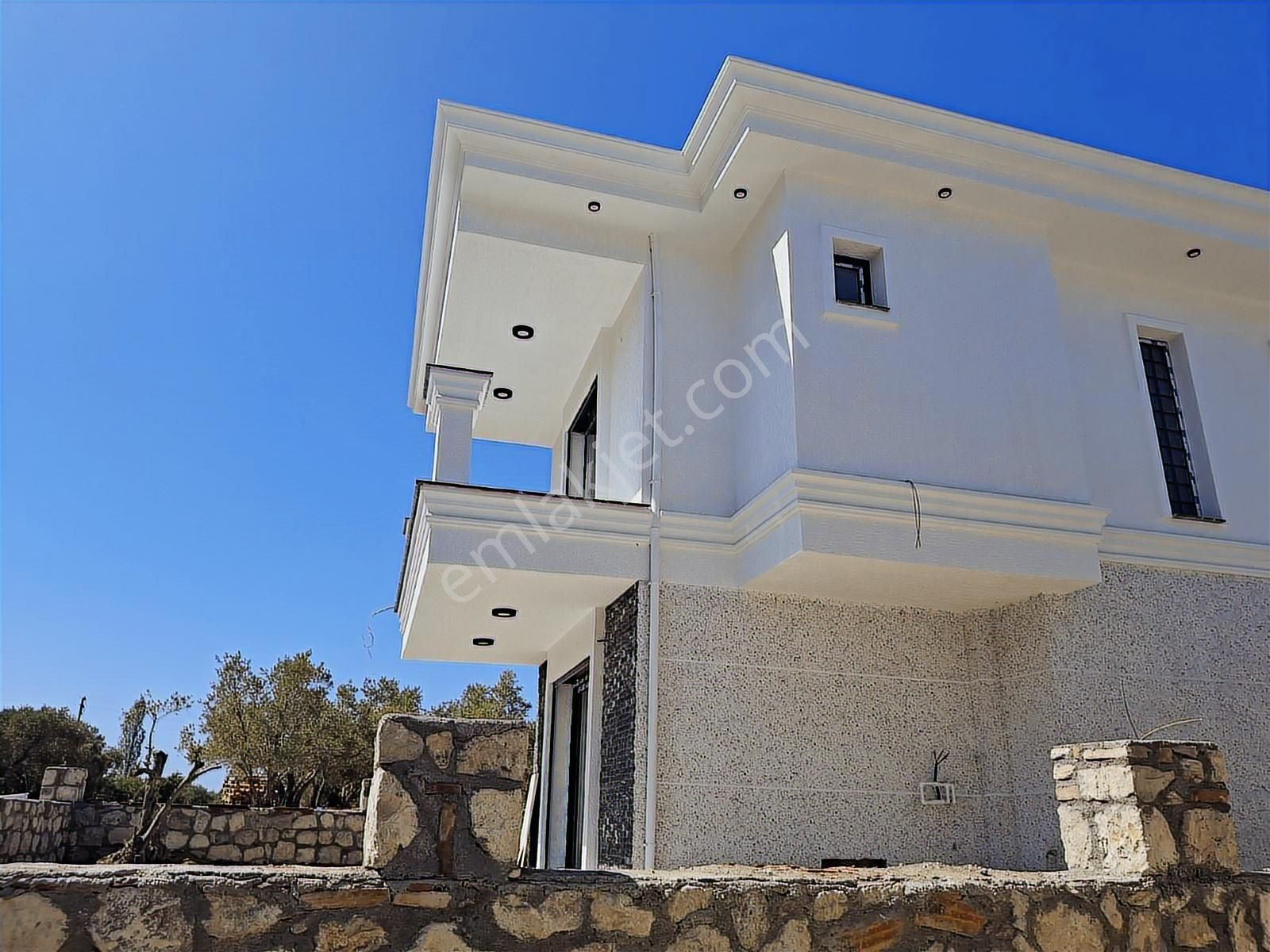 Davutlar Merkezde Yatırımlık Lux Villa - Görsel 27