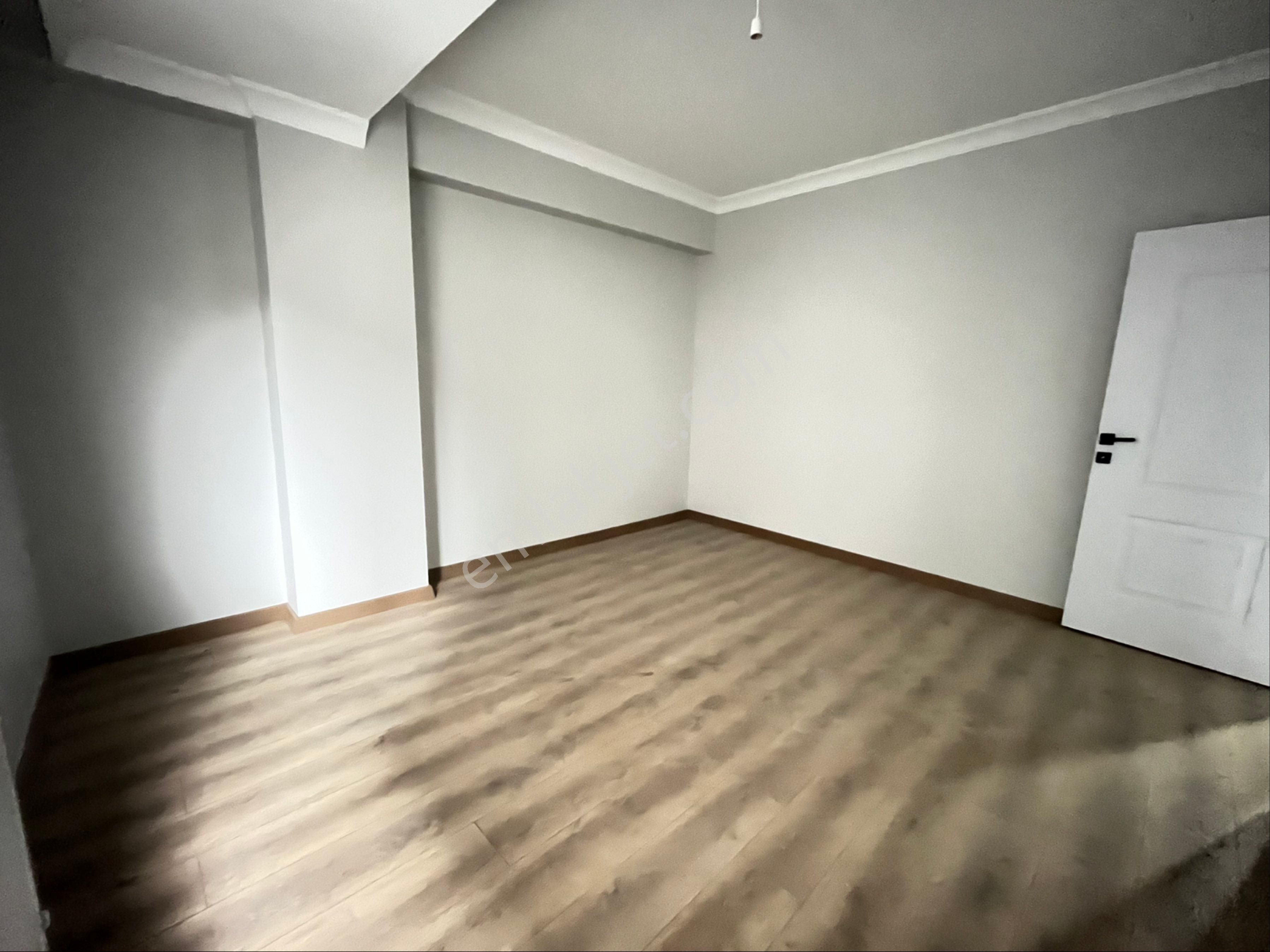 İmren Gayrimenkulden Satılık S.çeşmede 2+1 90 M2 Yüksek Giriş Lüks Yapım - Görsel 18