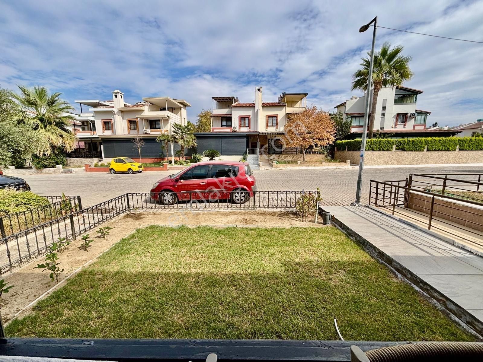 Denize Yakın Konumda Bakımlı Ferah Konumda 4+1villa - Görsel 15