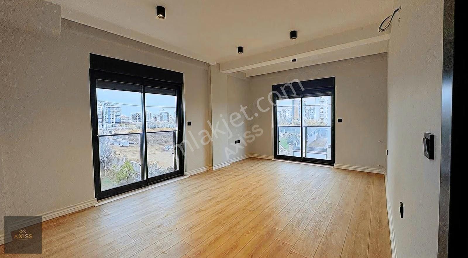 Satılık 5+1 Sıfır 3 Katlı Lüks Villa - Görsel 6