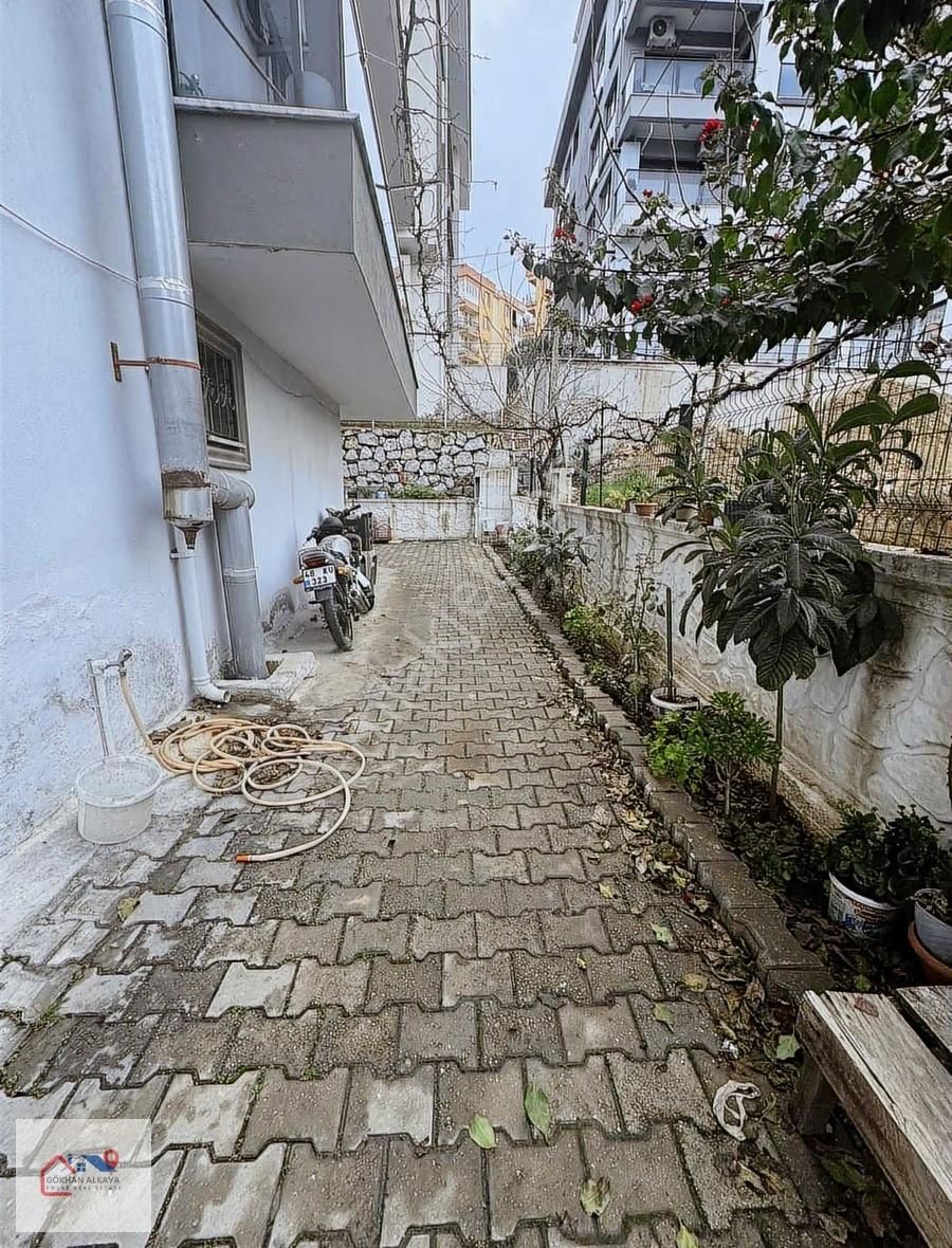 Burgaz Mahallesi 1+1. Fiyatına 3+1 Satılık Daire - Görsel 21