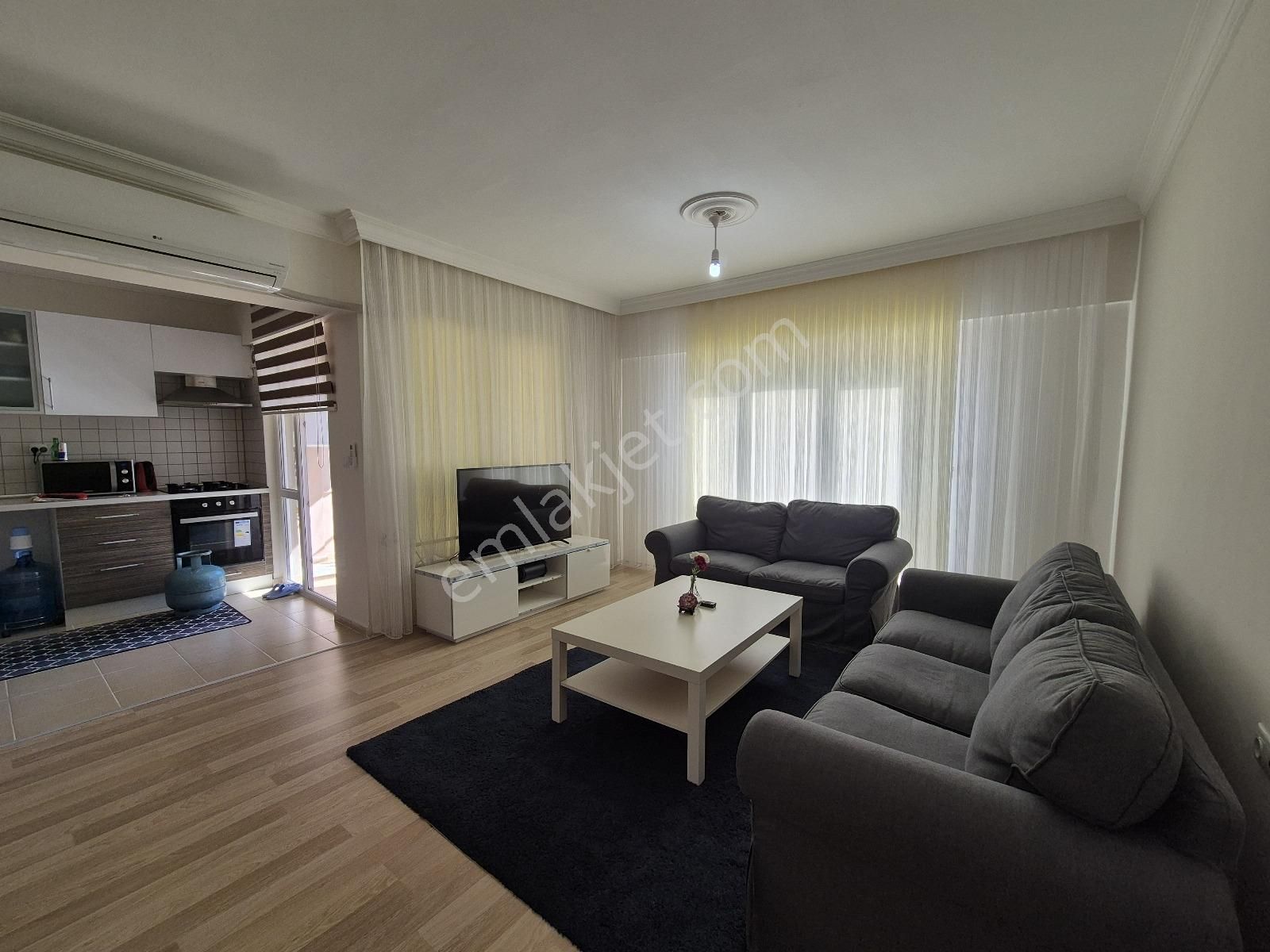 Kuşadası Avm Bölgesi Kanarya Sitesi'nde Full Deniz Manzaralı - Görsel 5