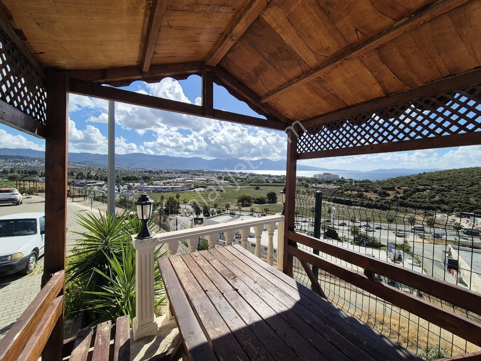 Kuşadası Avm Bölgesi Kanarya Sitesi'nde Full Deniz Manzaralı - Görsel 17