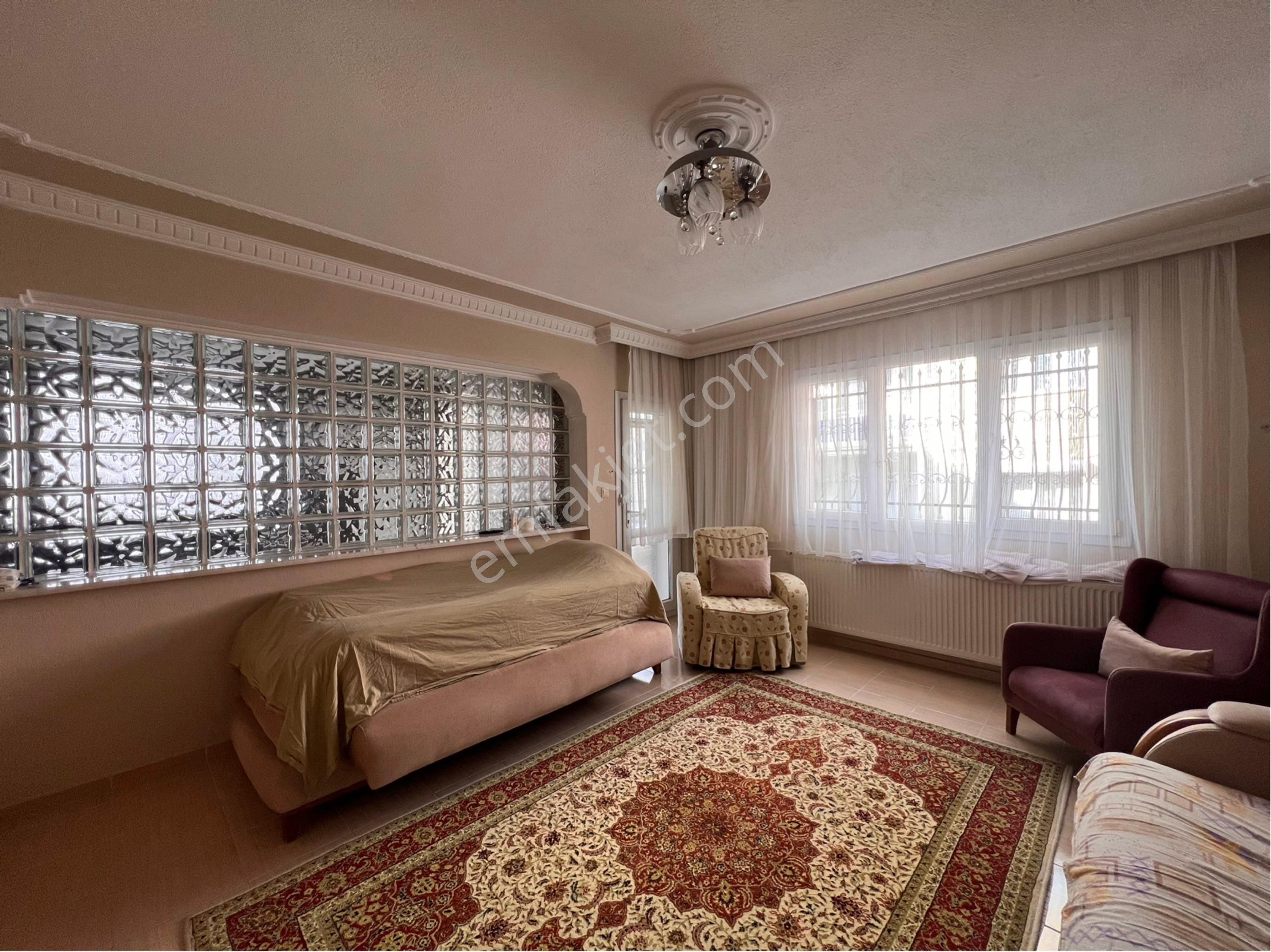 Buca Yenigün Mah'de Şehir Merkezinde Müstakil Yaşam Keyfi - Görsel 11