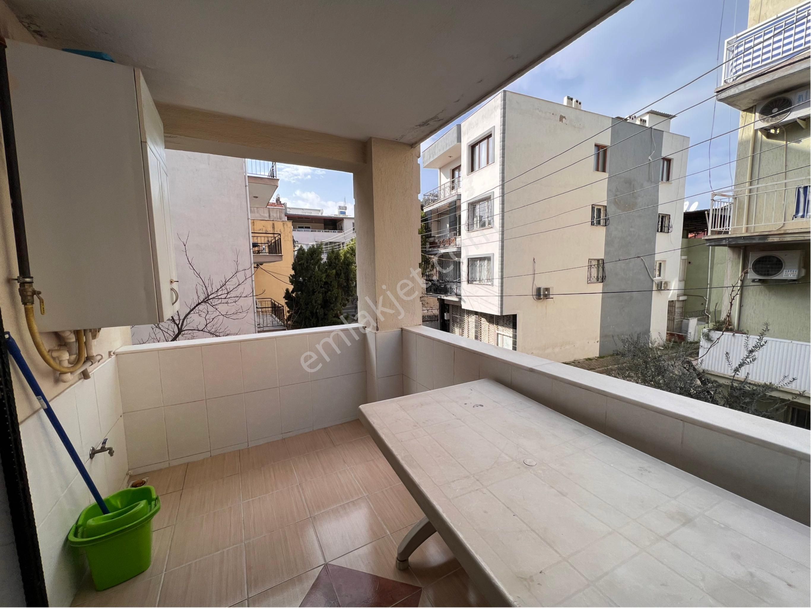 Buca Yenigün Mah'de Şehir Merkezinde Müstakil Yaşam Keyfi - Görsel 29