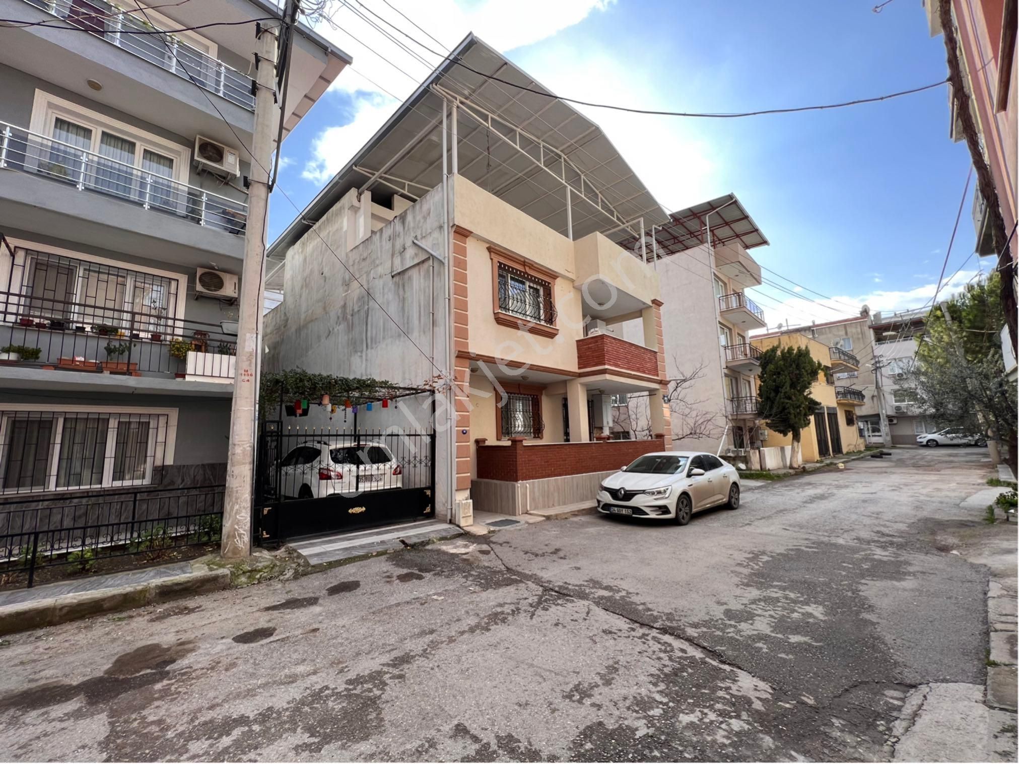 Buca Yenigün Mah'de Şehir Merkezinde Müstakil Yaşam Keyfi - Görsel 7