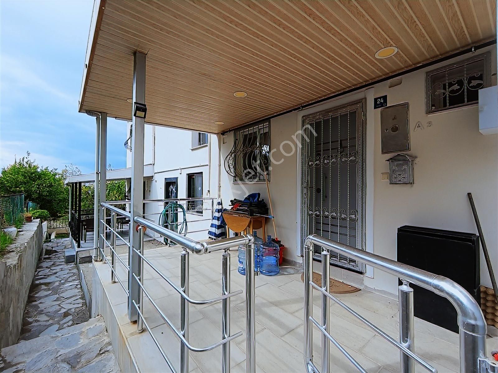 Kadınlar Denizinde Deniz Manzaralı 165 M2 Satılık 3+1 Dubleks Ev - Görsel 4