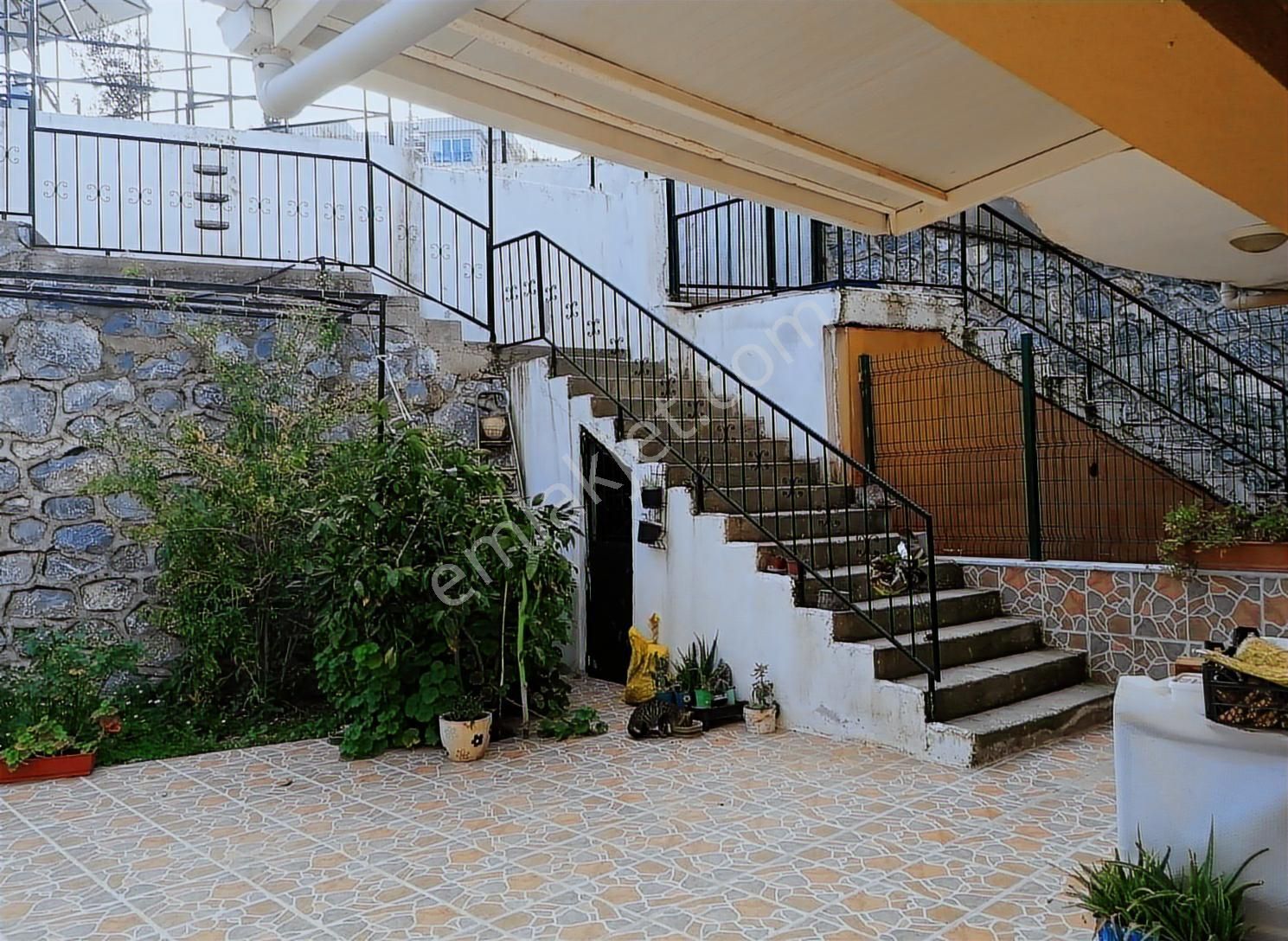 Kuşadası Güzelçamlı'da 181 M2 Satılık 5+2 Tripleks Villa - Görsel 17