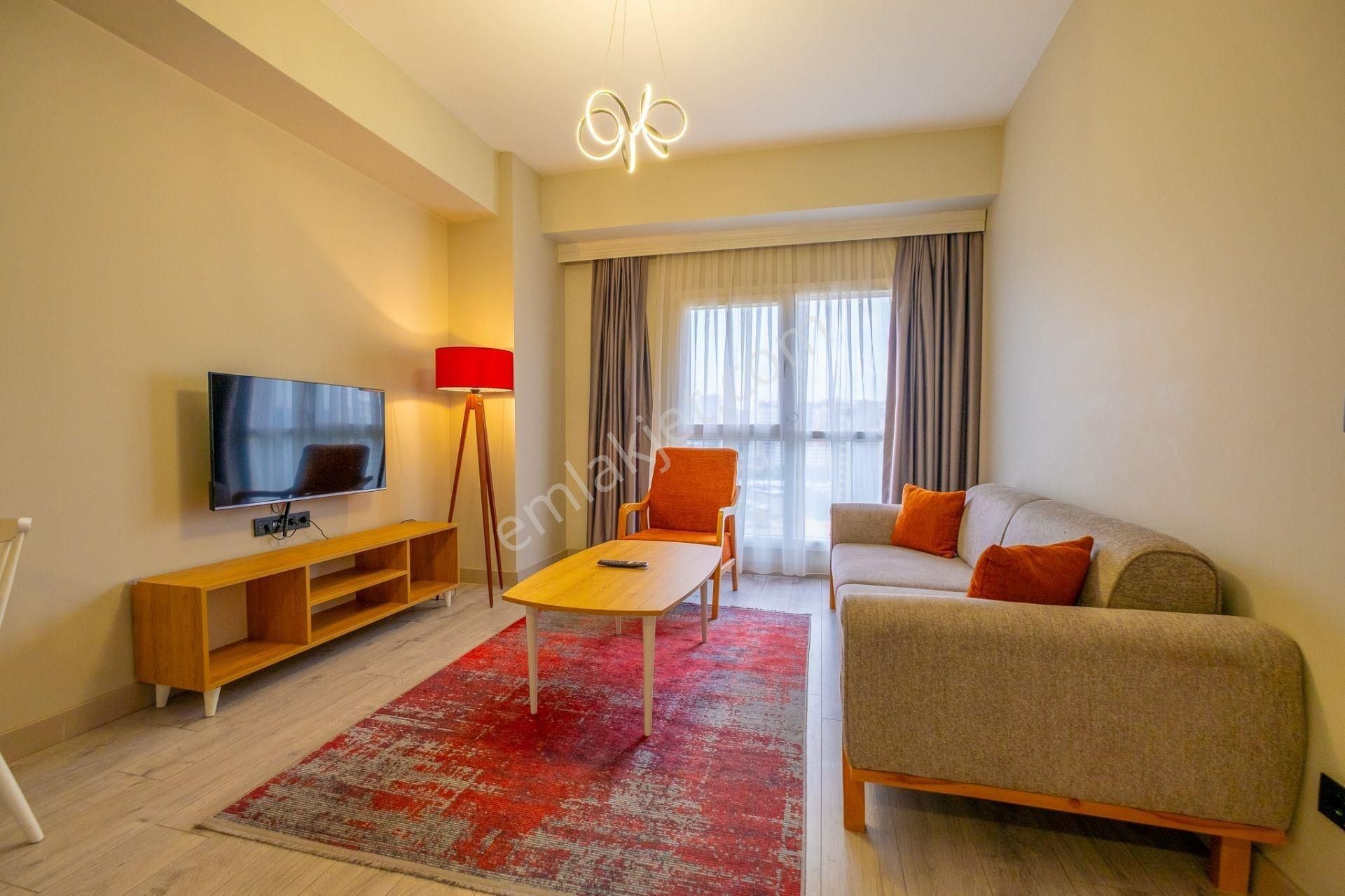 Aydın Üniversitesi. Arel Ve Kültür Üniversitesine Yakın Merkezi Konumda 1+1 Daire, 24 Vade İmkanı