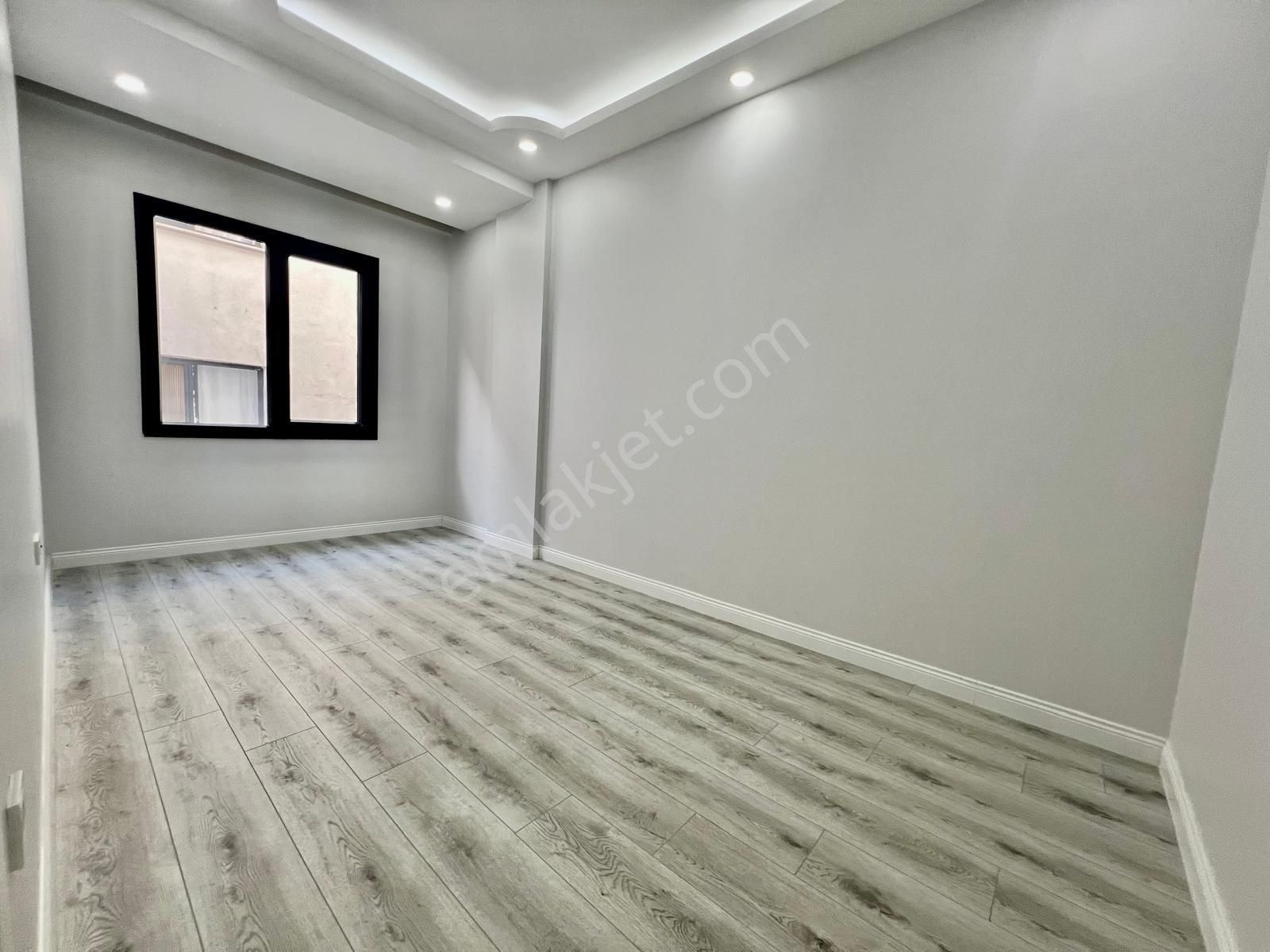 İmren Gayrimenkulden Satılık 2+1 95m2 Yeşilova Mh.'sinde Ultra Lüks Ekstralı Arakat - Görsel 21