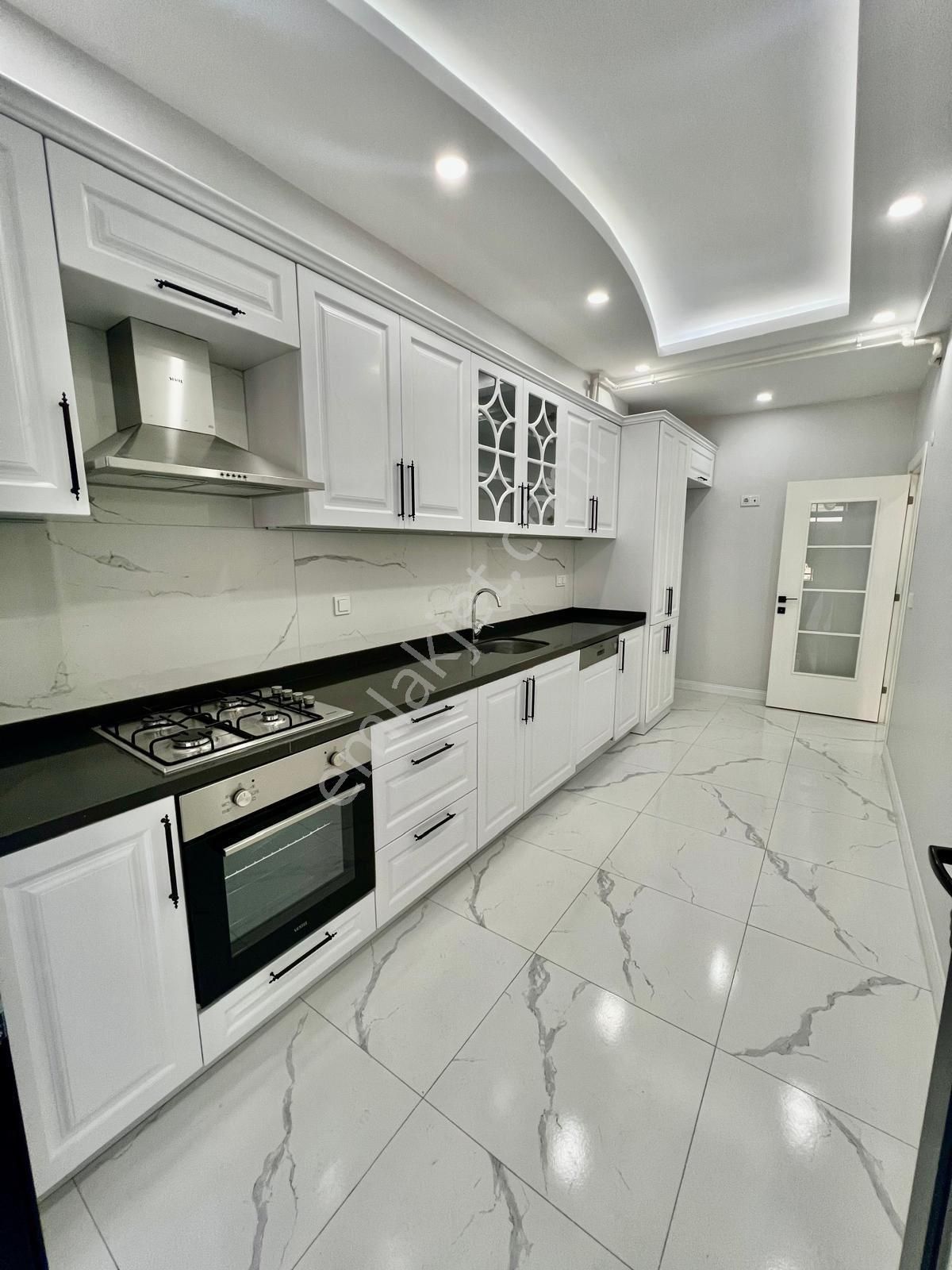 İmren Gayrimenkulden Satılık 2+1 95m2 Yeşilova Mh.'sinde Ultra Lüks Ekstralı Arakat - Görsel 6