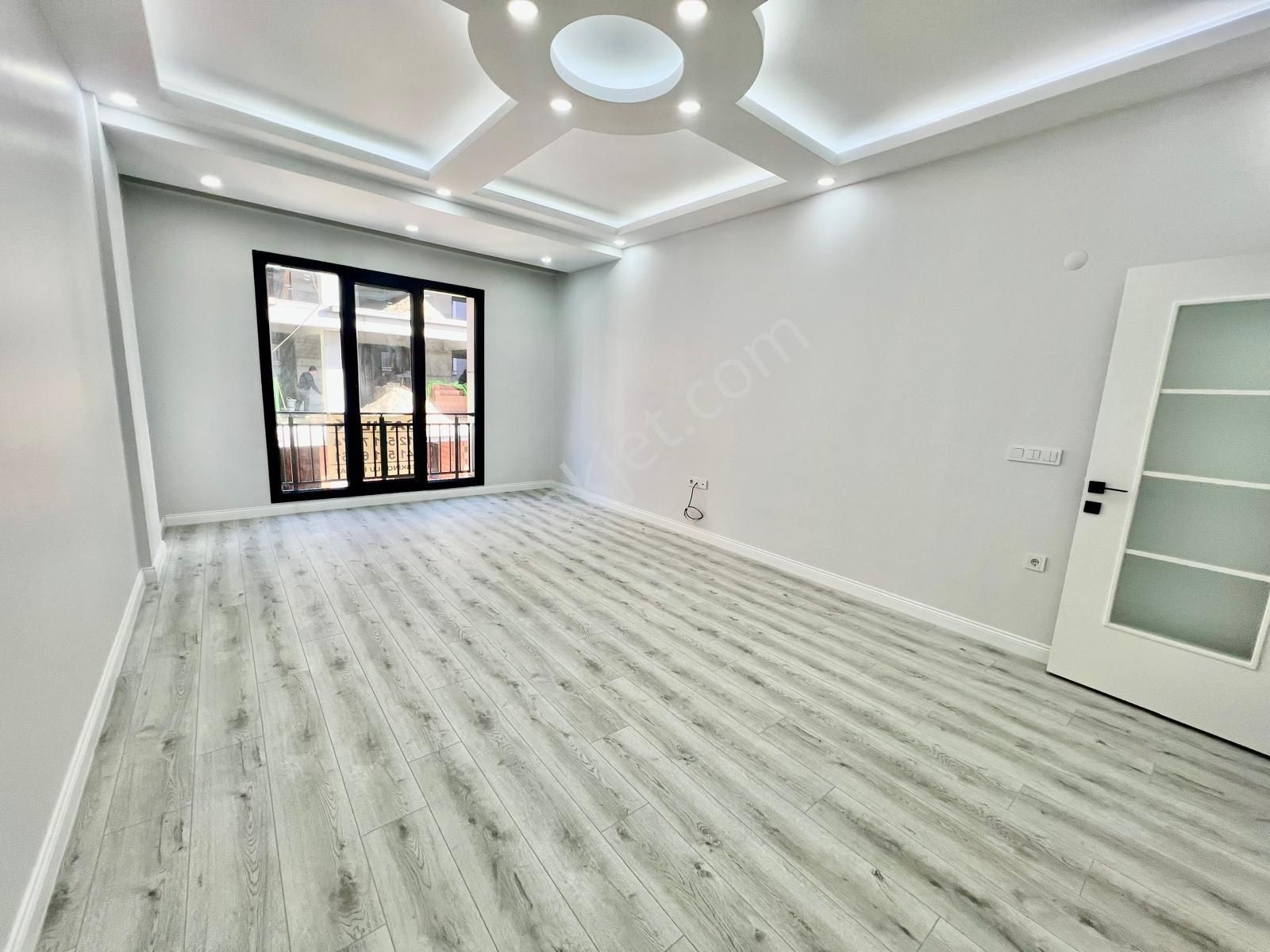 İmren Gayrimenkulden Satılık 2+1 95m2 Yeşilova Mh.'sinde Ultra Lüks Ekstralı Arakat - Görsel 3