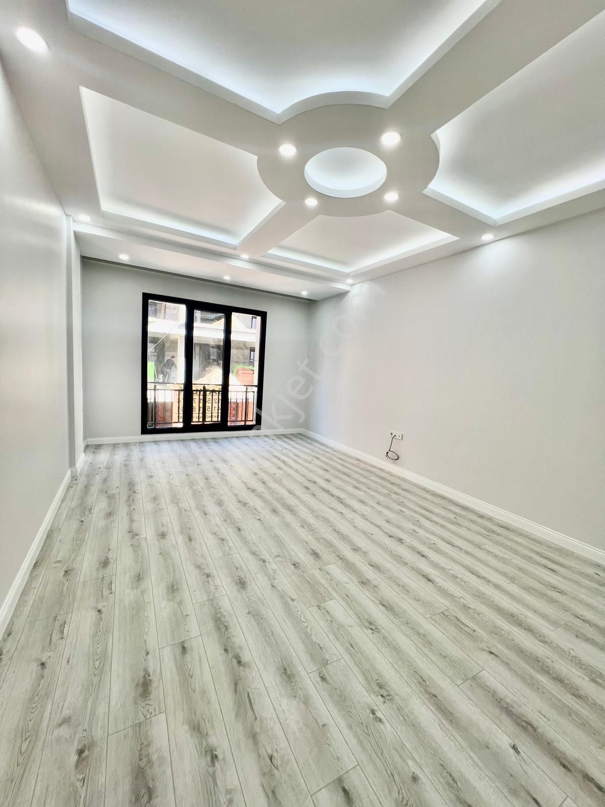 İmren Gayrimenkulden Satılık 2+1 95m2 Yeşilova Mh.'sinde Ultra Lüks Ekstralı Arakat - Görsel 2