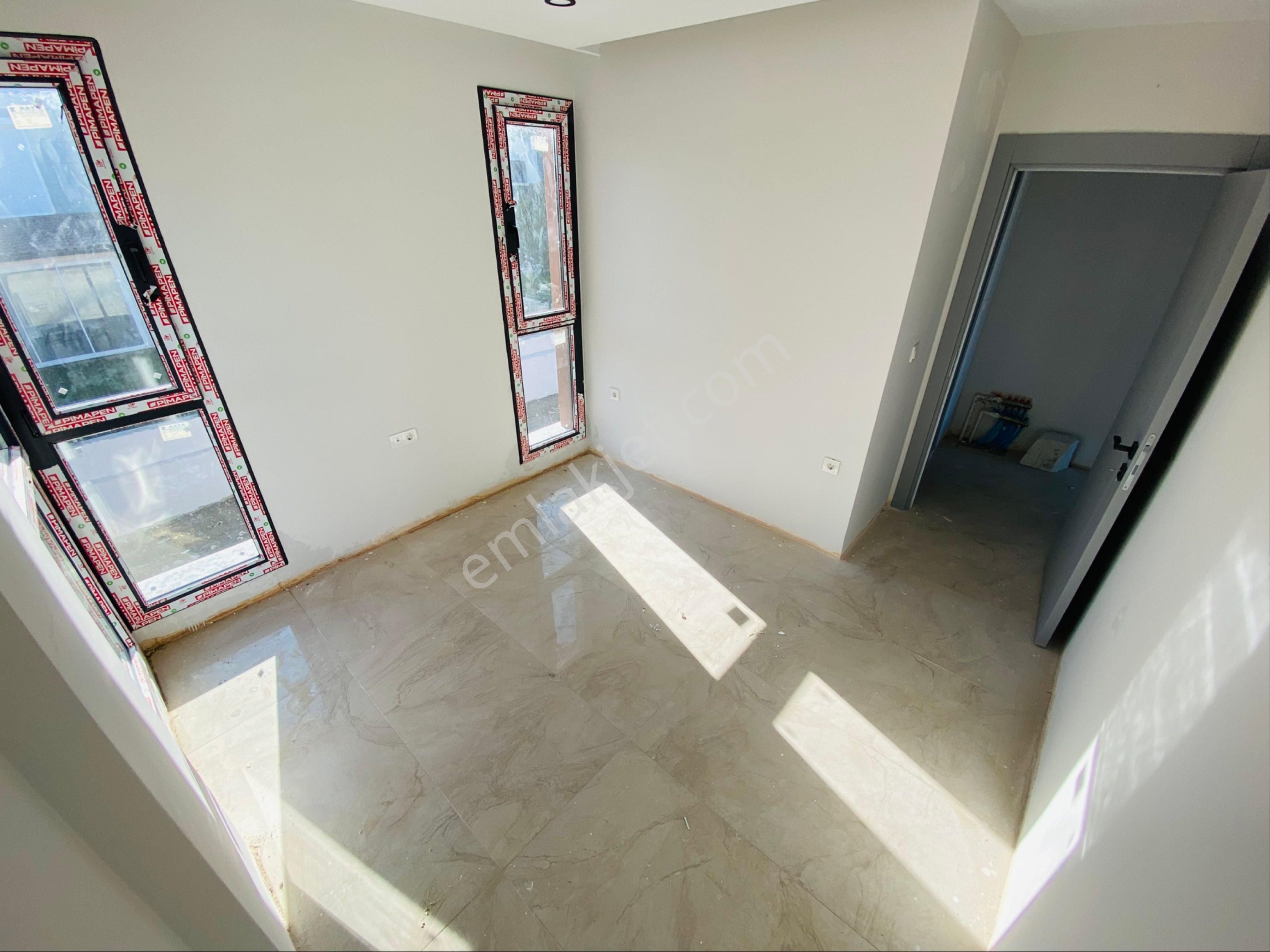 Karaağaç Sahilde Deniz Manzaralı 4+1 Satılık Sıfır Villa - Görsel 17