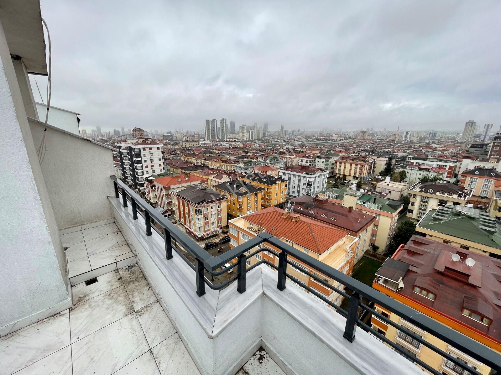 Ataşehir İnönü'de Yeditepe Ünv.yakın Konumda Adalar Manzaralı Çatı Katı 1+1 Kiralık - Görsel 27