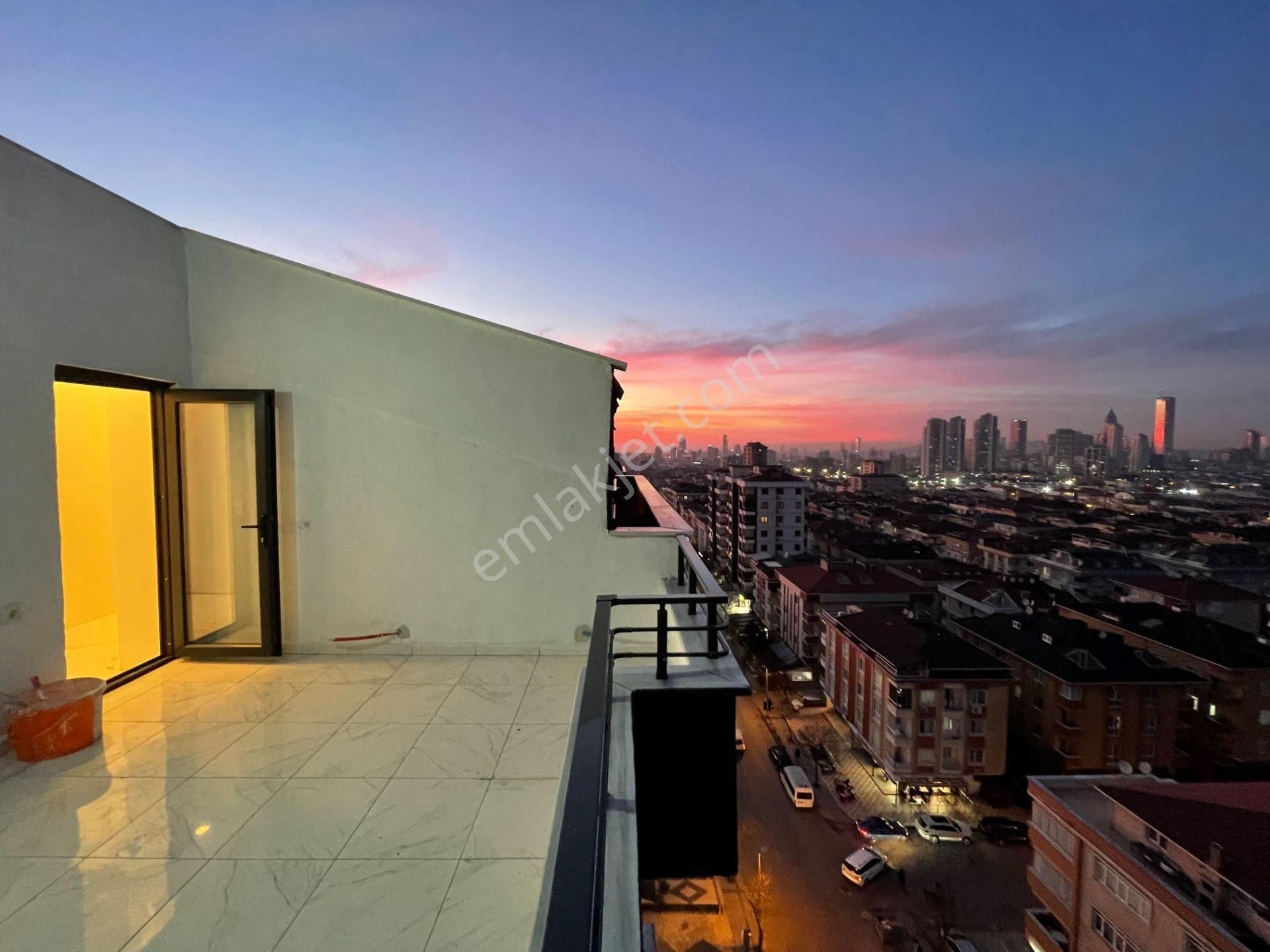 Ataşehir İnönü'de Yeditepe Ünv.yakın Konumda Adalar Manzaralı Çatı Katı 1+1 Kiralık - Görsel 21