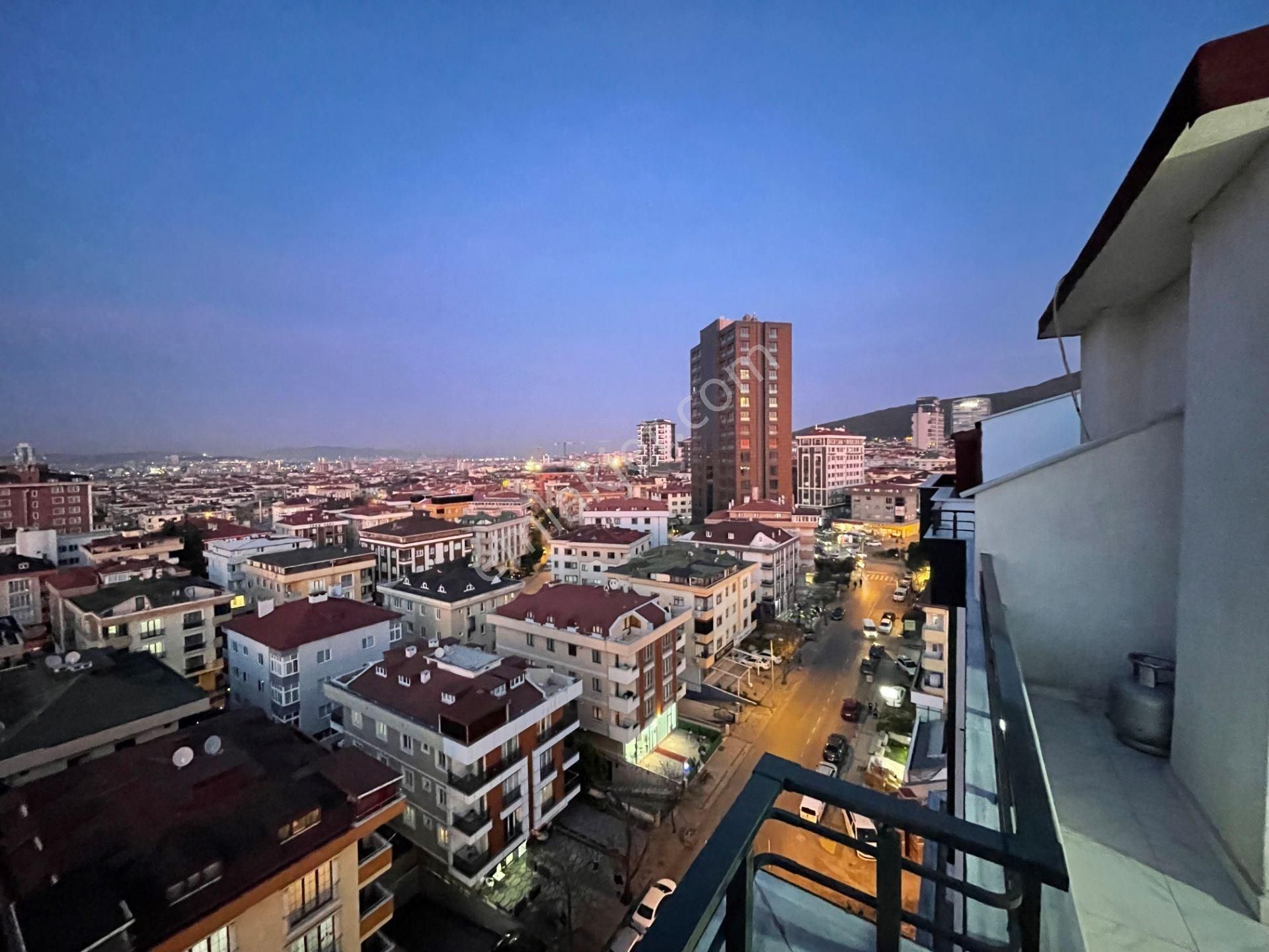 Ataşehir İnönü'de Yeditepe Ünv.yakın Konumda Adalar Manzaralı Çatı Katı 1+1 Kiralık - Görsel 22