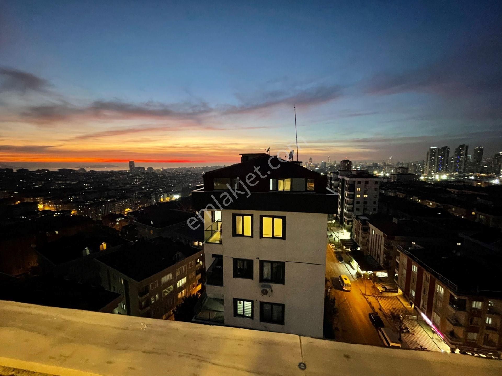 Ataşehir İnönü'de Yeditepe Ünv.yakın Konumda Adalar Manzaralı Çatı Katı 1+1 Kiralık - Görsel 32