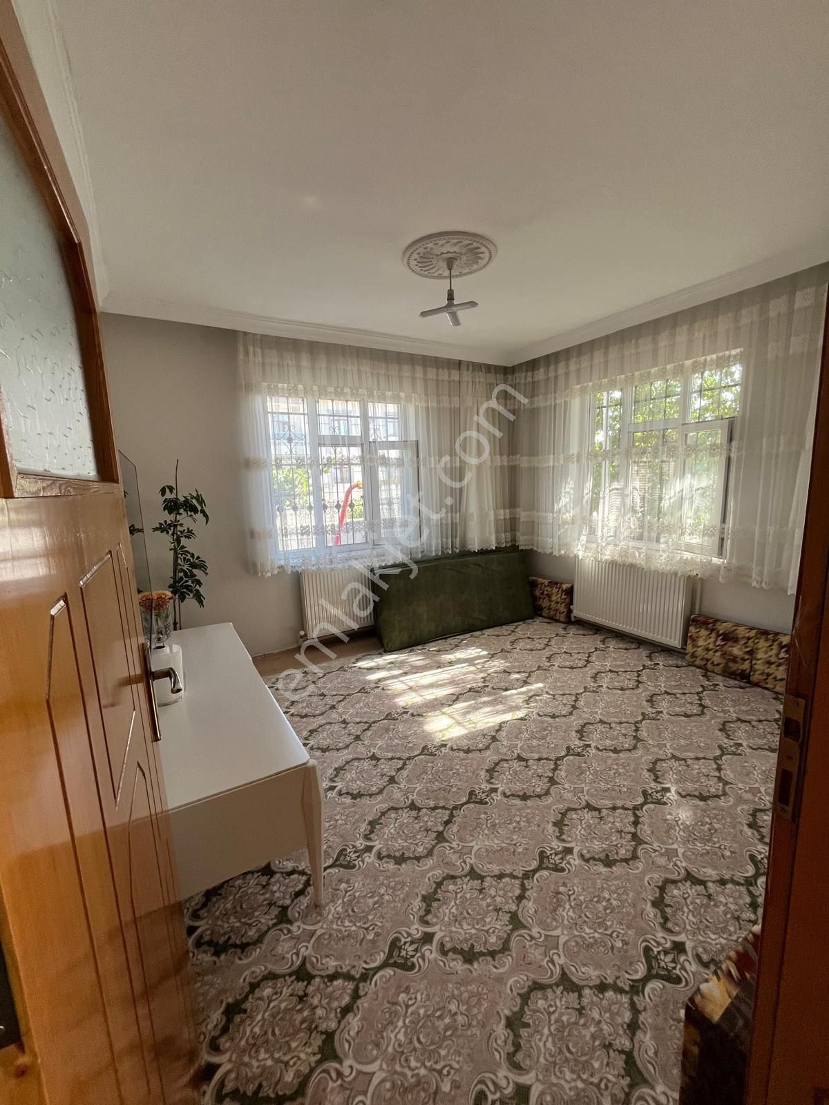 Alakovada Süper Konumda İki Katlı Müstakil Ev - Görsel 7