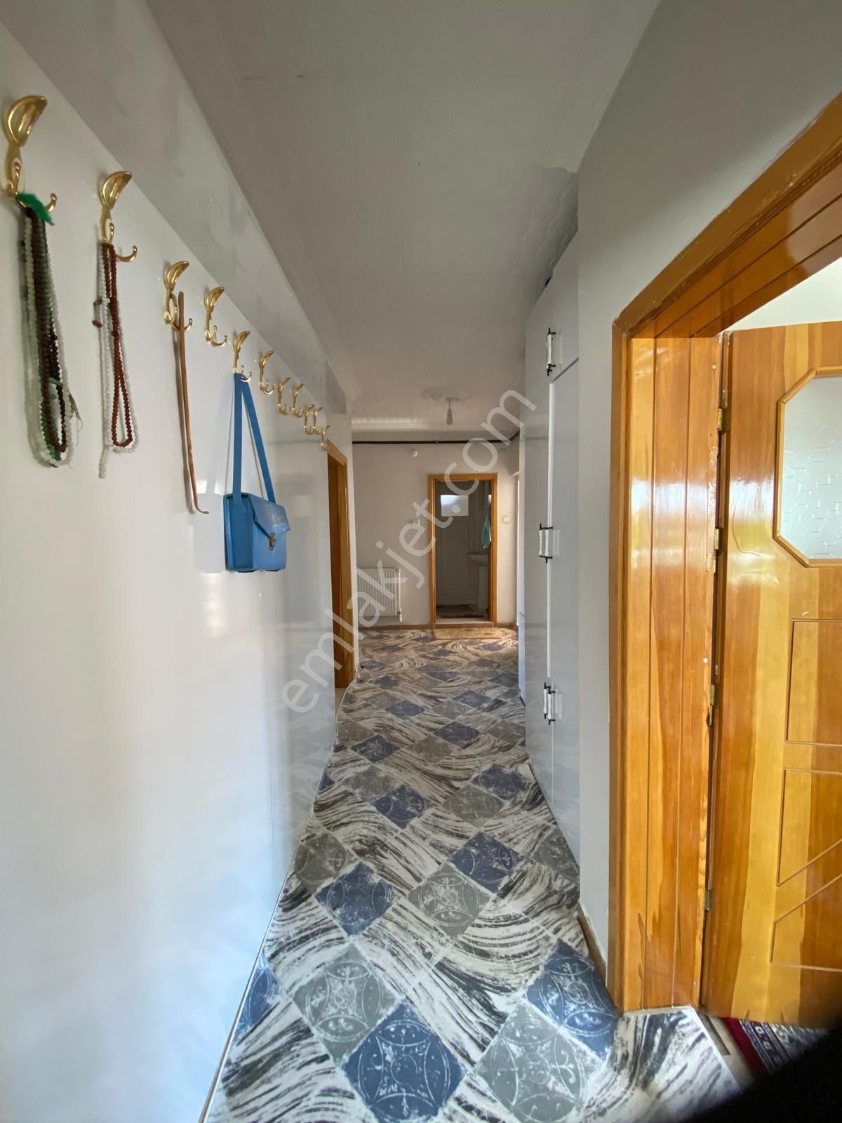 Alakovada Süper Konumda İki Katlı Müstakil Ev - Görsel 12