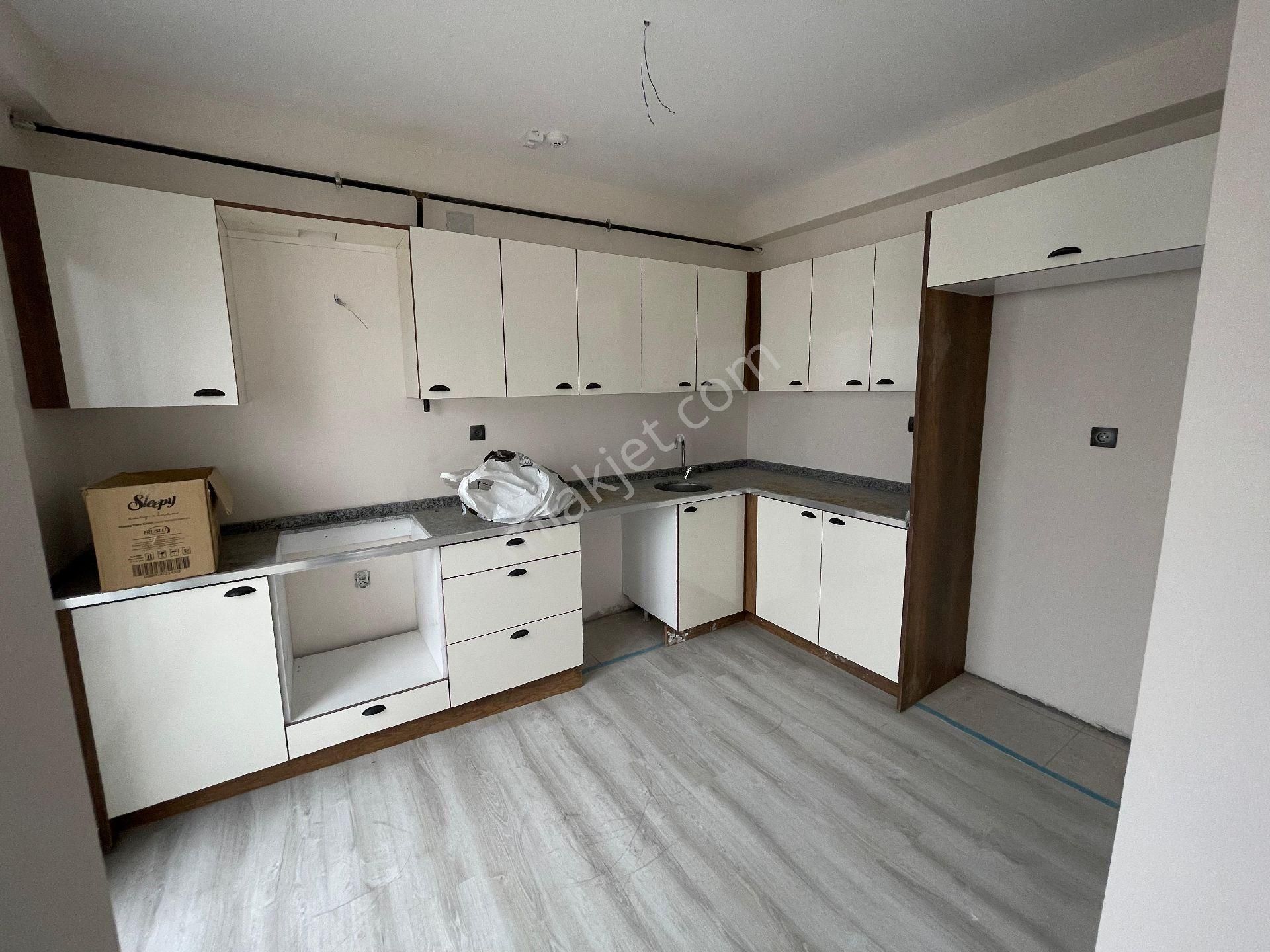 Ra Gayrimenkul Kavaklı Mh.site İçerisinde Kiralık Daire - Görsel 8