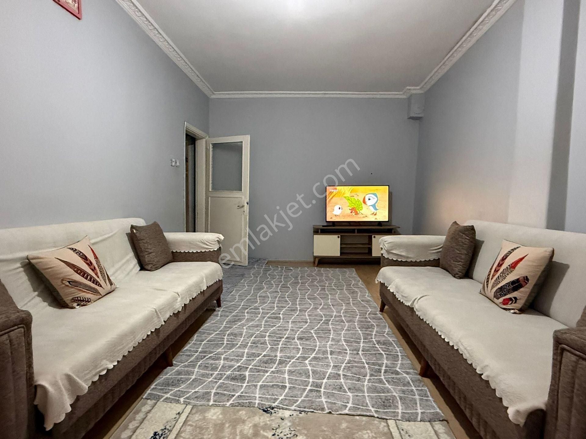 Bağcılar Göztepe'de Satılık 2+1 Daire: Metro Ve Hastaneye Yakın - Görsel 20