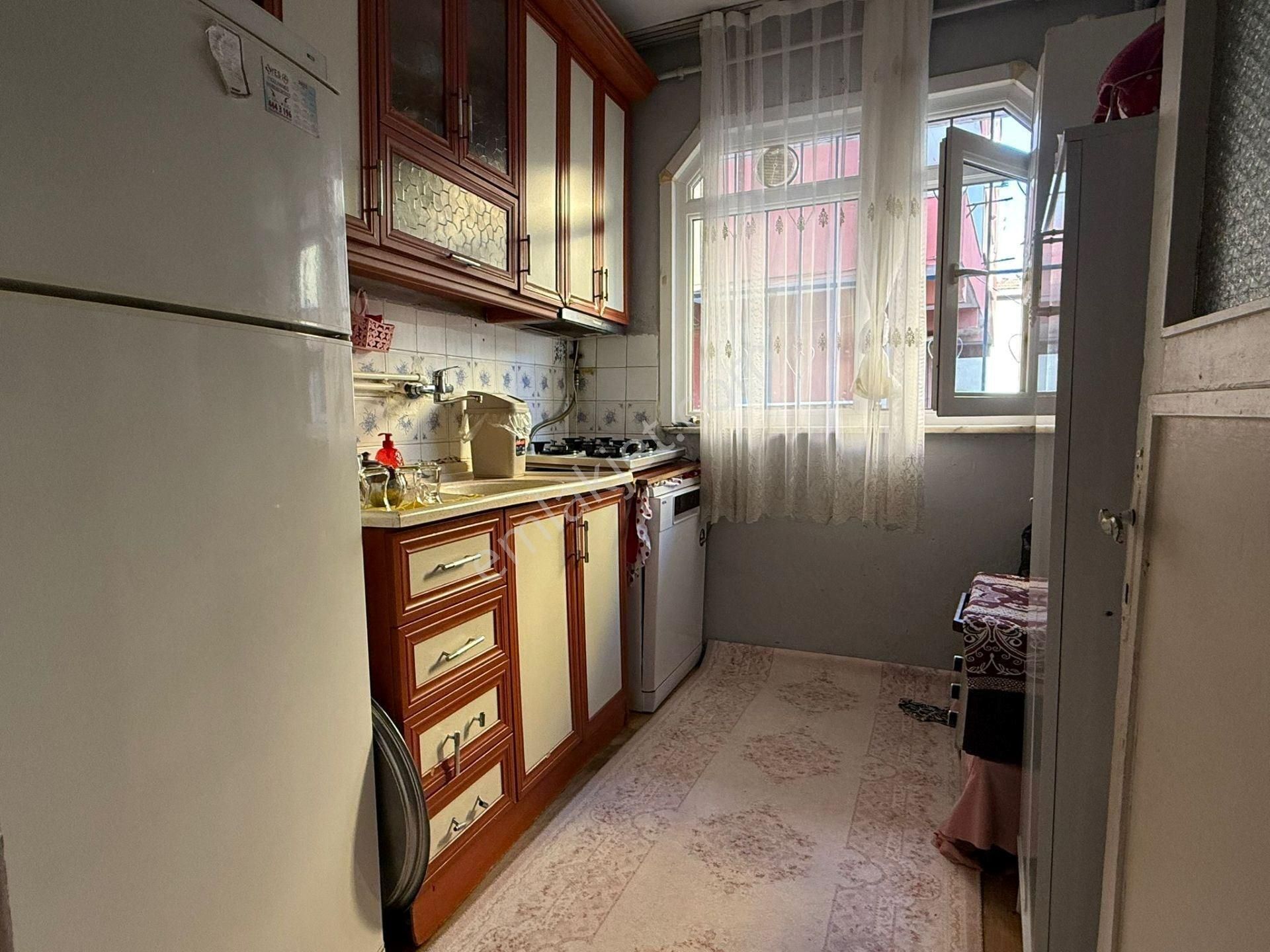 Bağcılar Göztepe'de Satılık 2+1 Daire: Metro Ve Hastaneye Yakın - Görsel 5