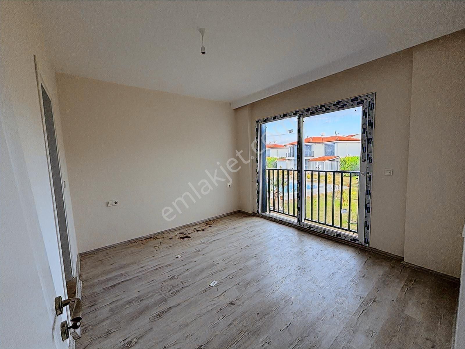 Denize Araçla 3dk Yakınlıkta Sıfır Yapı 3+1villa - Görsel 21